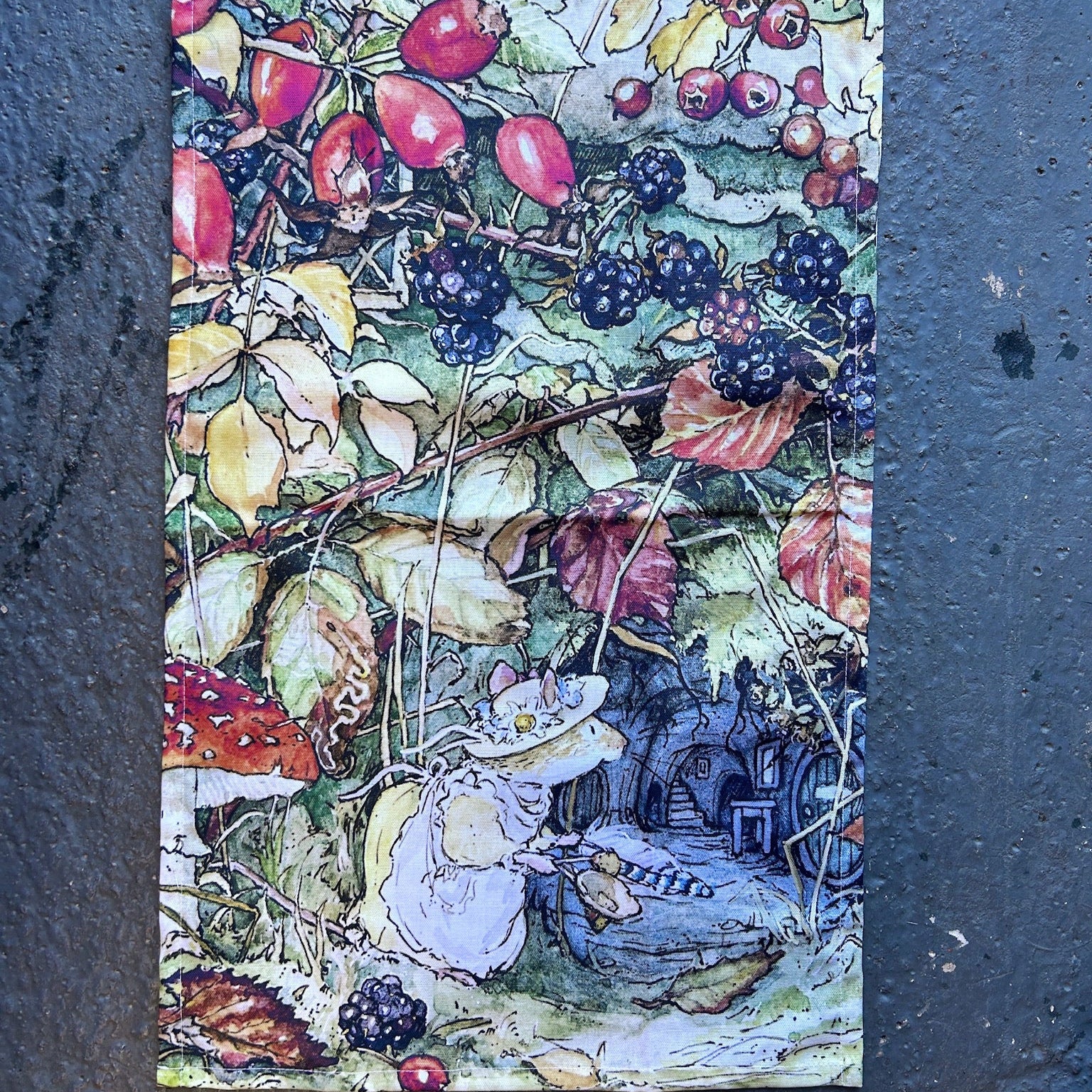 Autumn Bramley Hedge | Tea towel