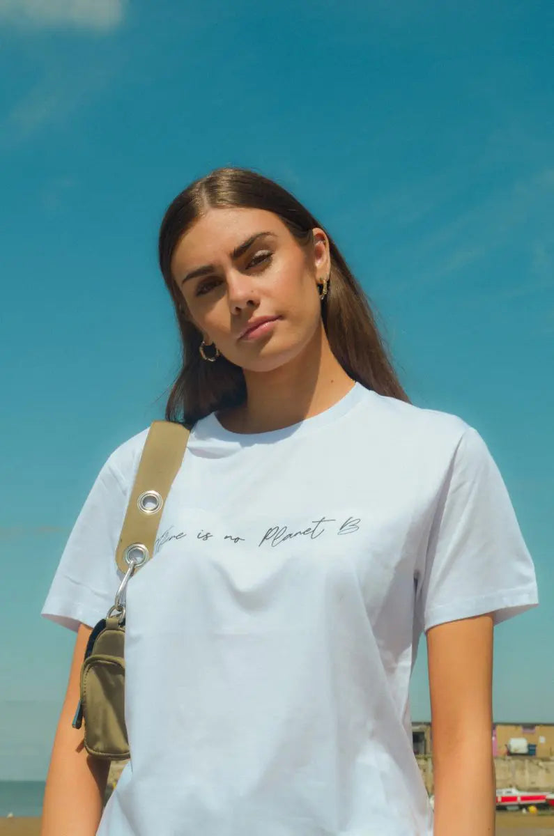 There is no planet B | 100% organic cotton t-shirt