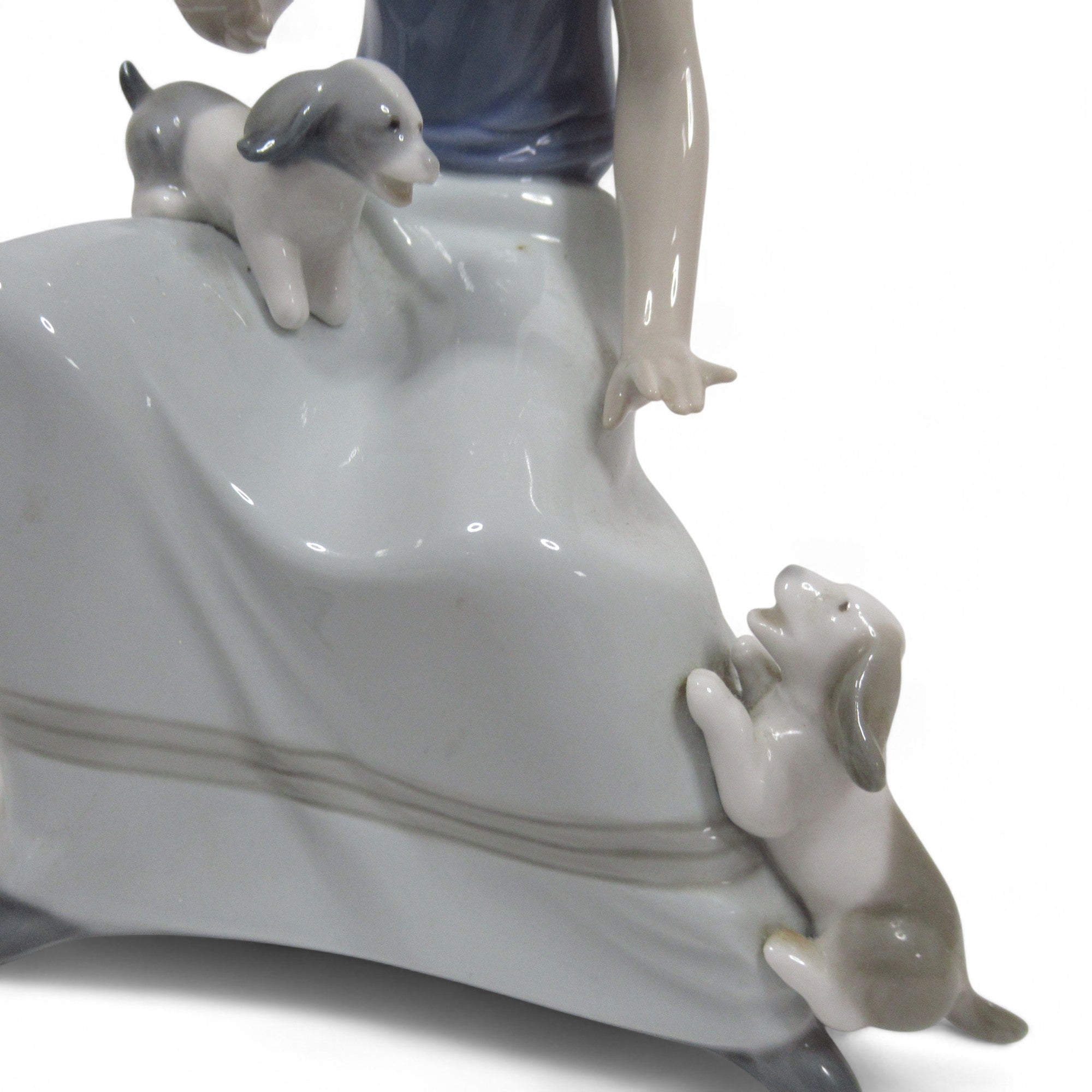 Close up image 2 of Nao by Lladro Girl with Puppies 1986 Porcelain Figure