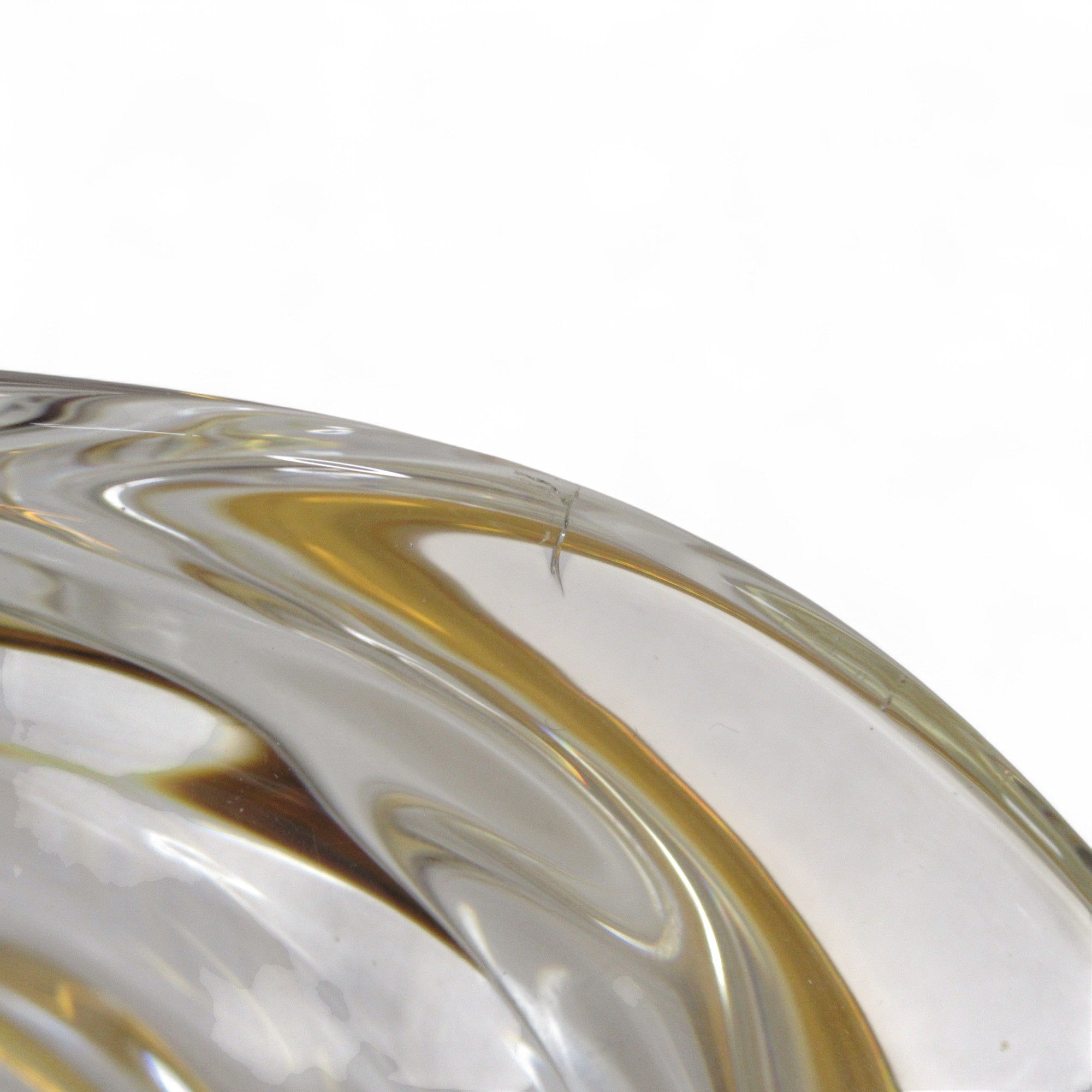 Close up damage image of Chalet Canada Art Glass Swirl Bowl Clear/Orange Decorative