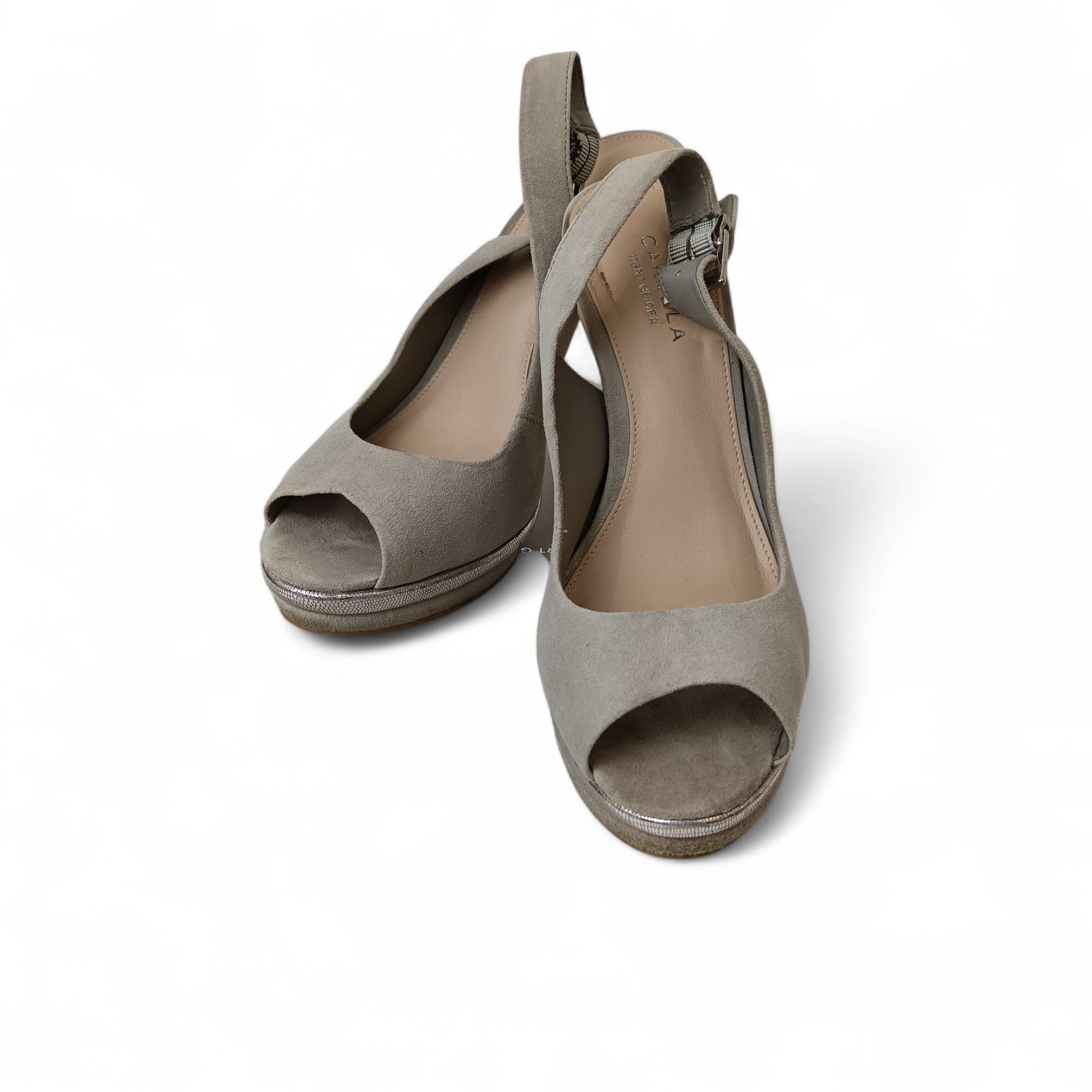 Front image for Carvela by Kurt Geiger Grey Suede Heels UK 6 Womenswear | Pre-loved