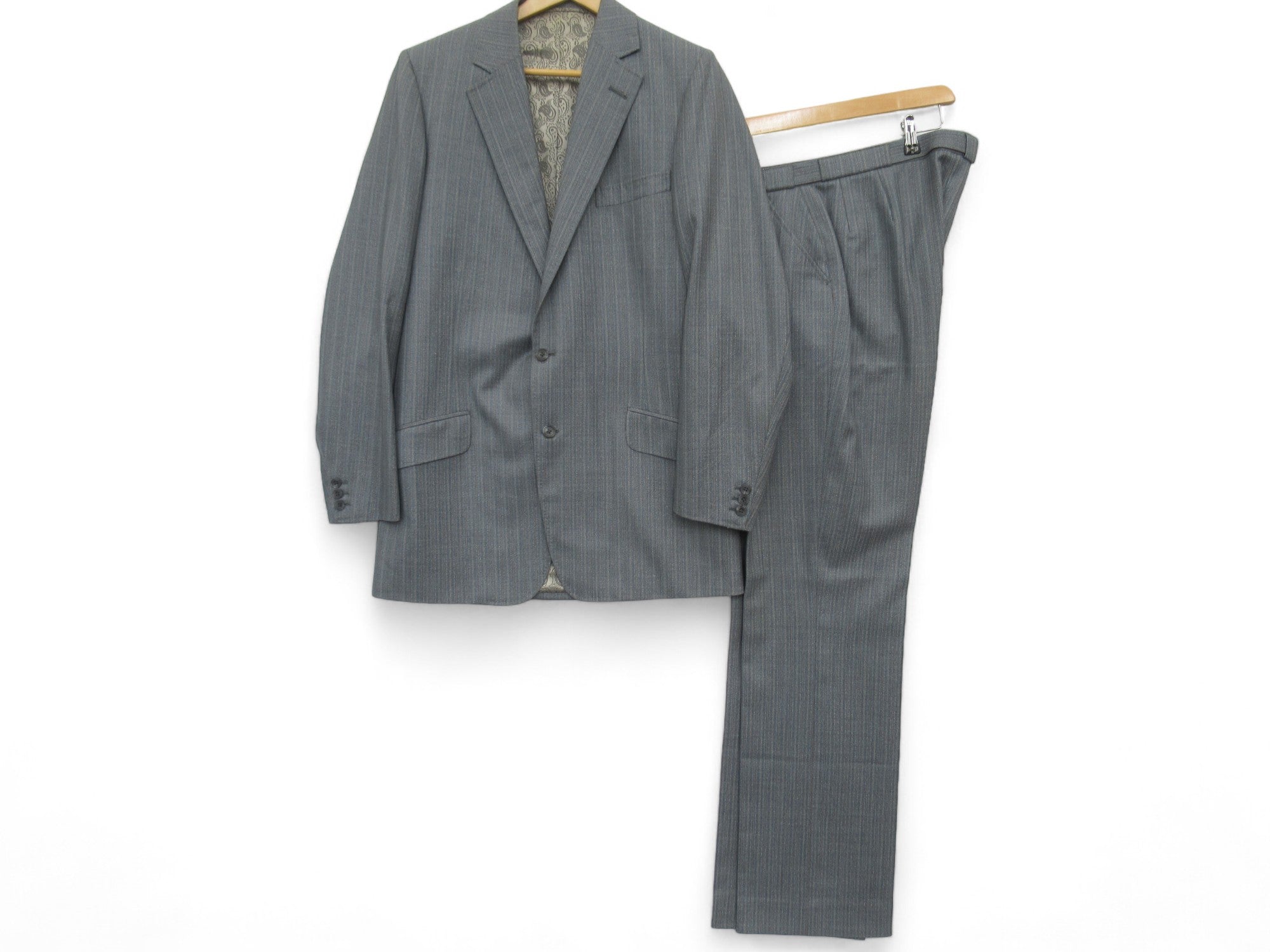 Front image for Reid & Taylor 40 Blue Grey 2 Piece Vintage Suit Menswear | Preloved