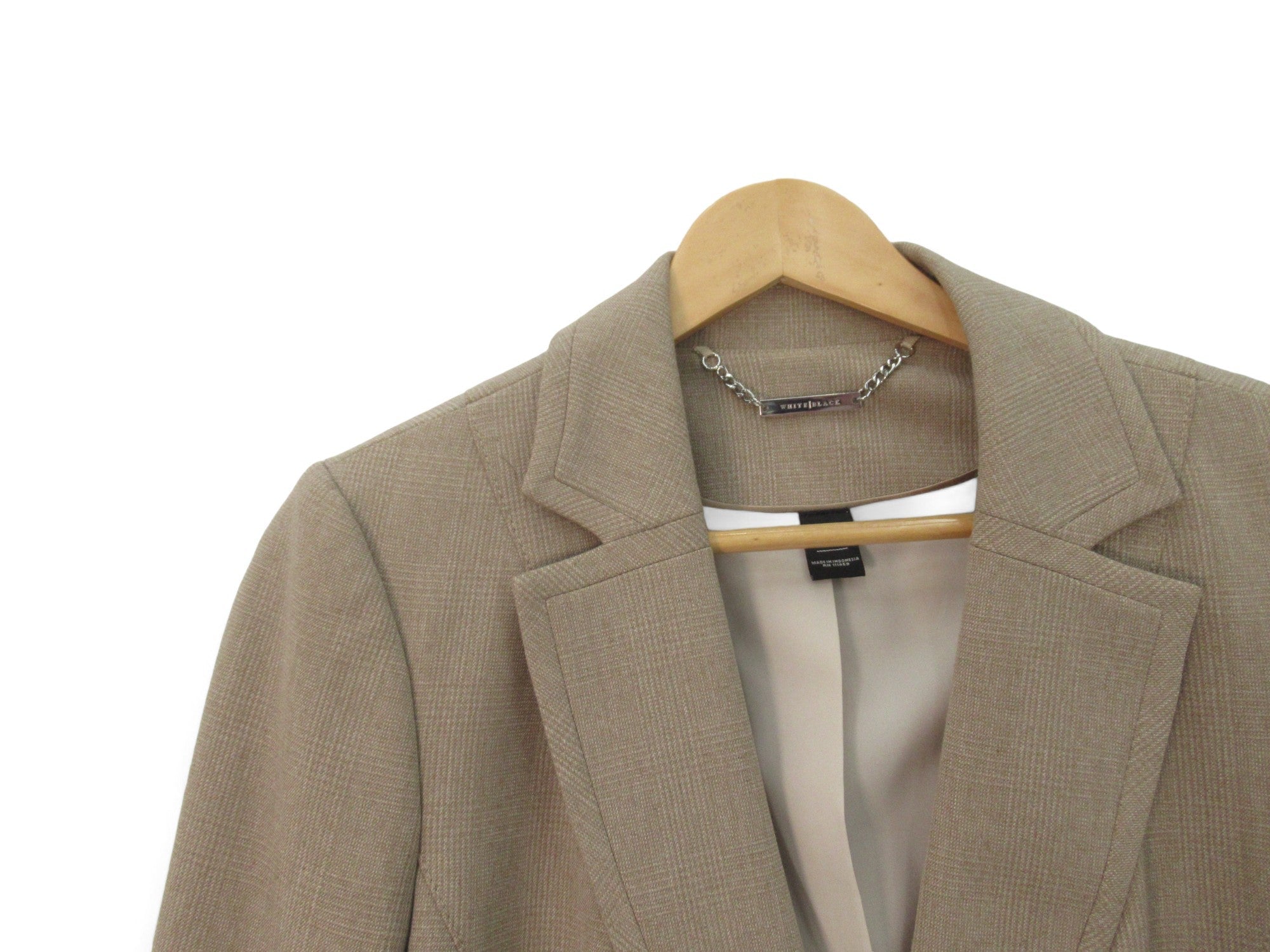 Jacket close up image for White Black Small Beige Trouser Suit Womenswear | Preloved