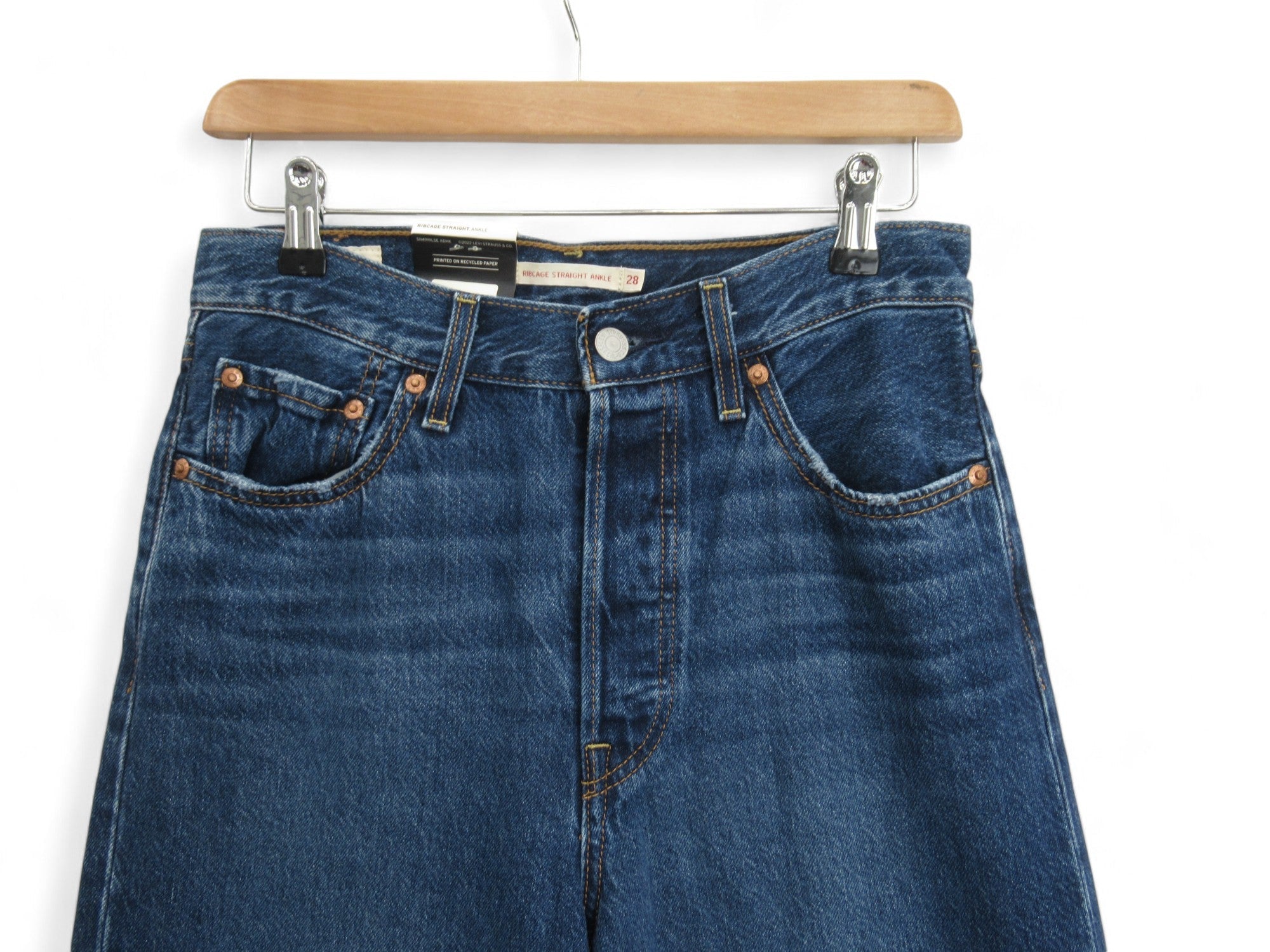 Close up image for Levi W28 L27 Blue Denim Rib Cage Jeans Womenswear | Preloved