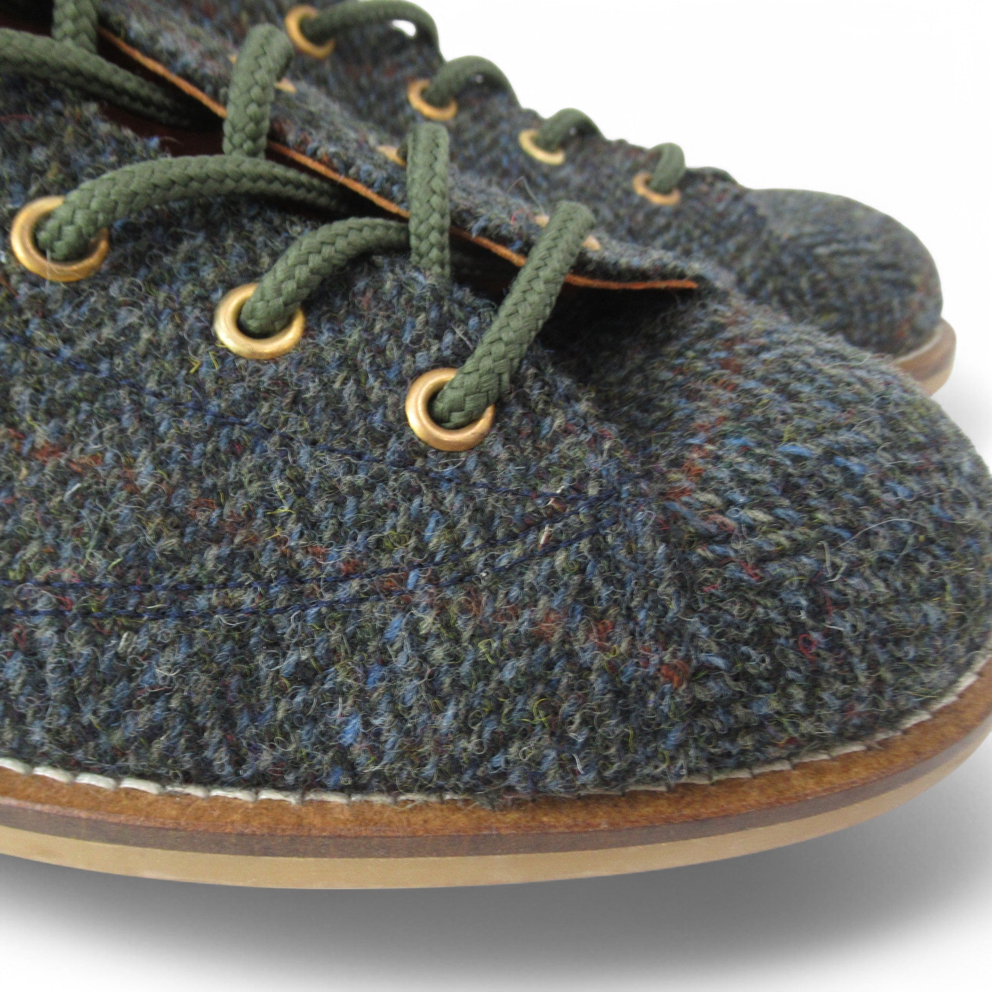 close up image Harris Tweed Jeggy Nettle Shoes UK 9.5 Menswear | Preloved