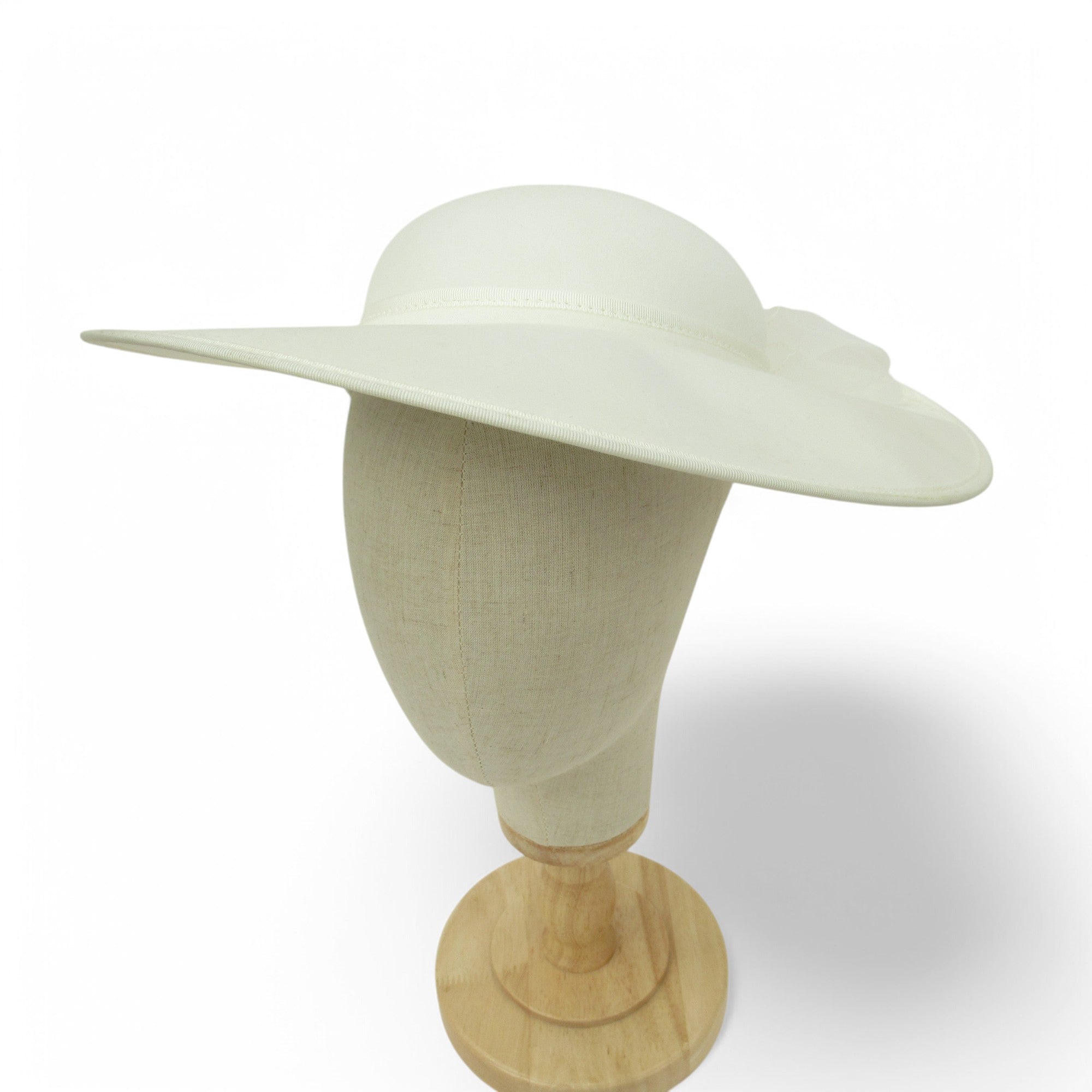 front image for Your Sixth Sense Mother Of Bride Vintage Hat White Womenswear | Pre-loved