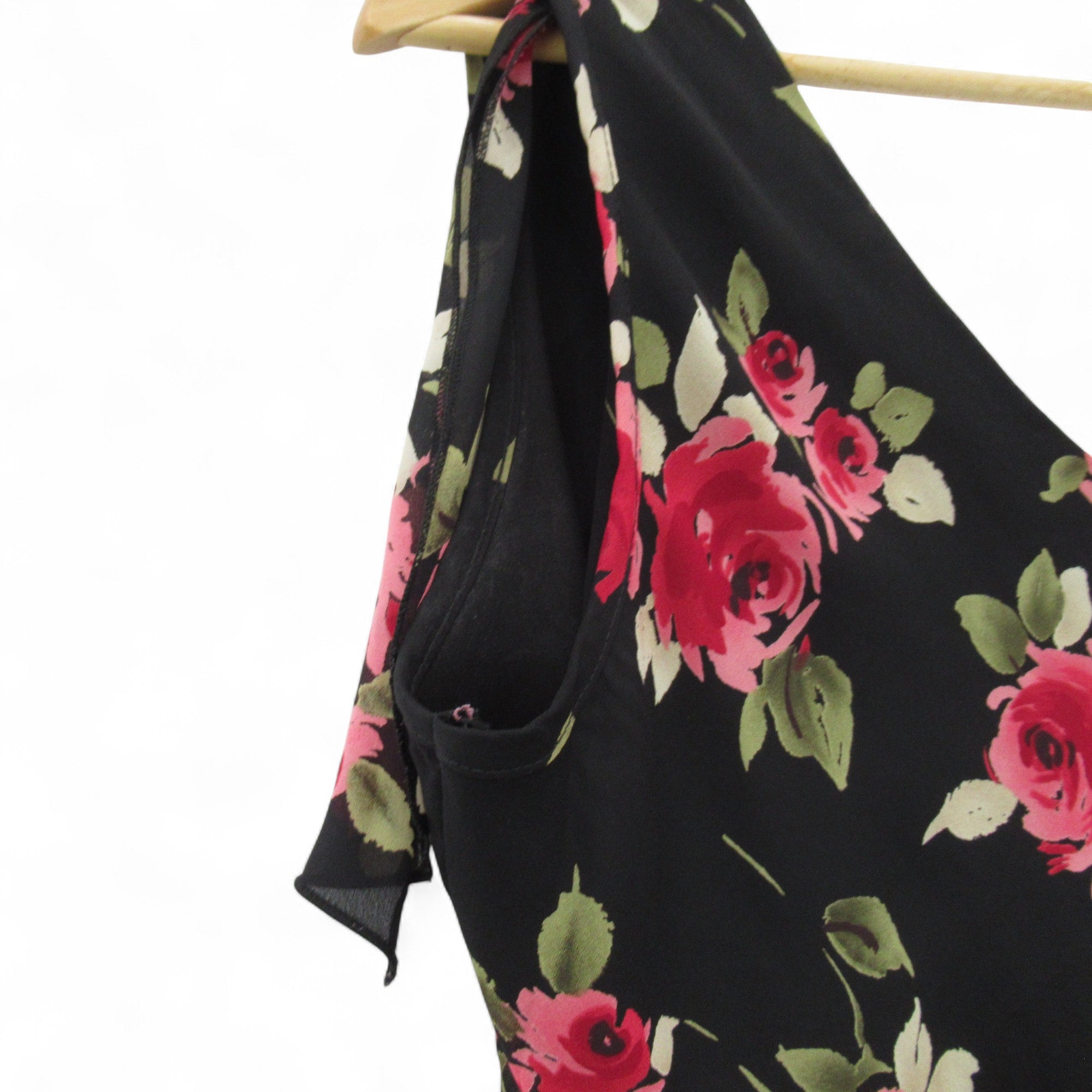 side image for E-vie Floral Blouse Top Black Red UK 22-24 Womenswear | Pre-loved