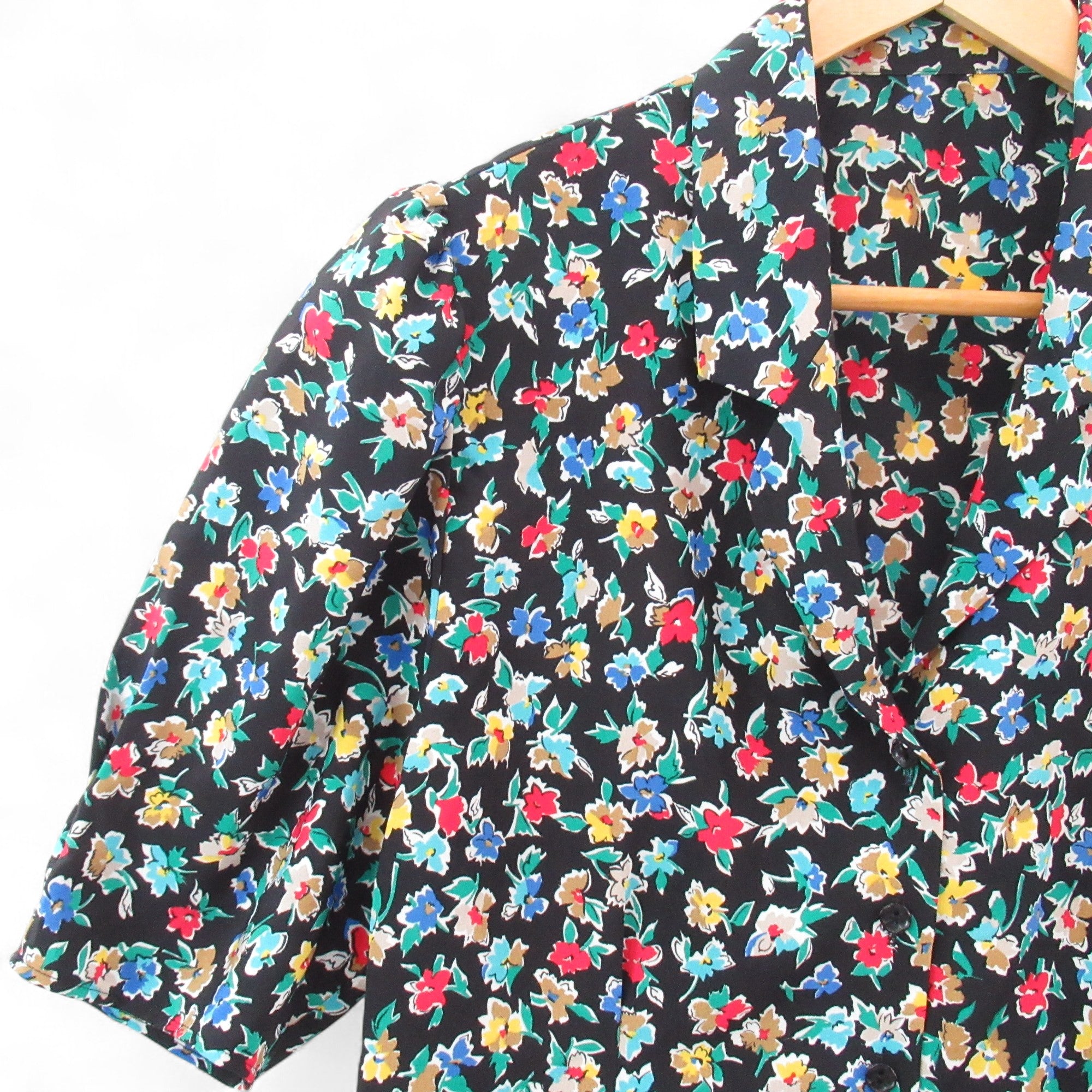 collar image for St Michael Vintage Blouse Floral UK 12 Multicoloured Womenswear | Pre-loved