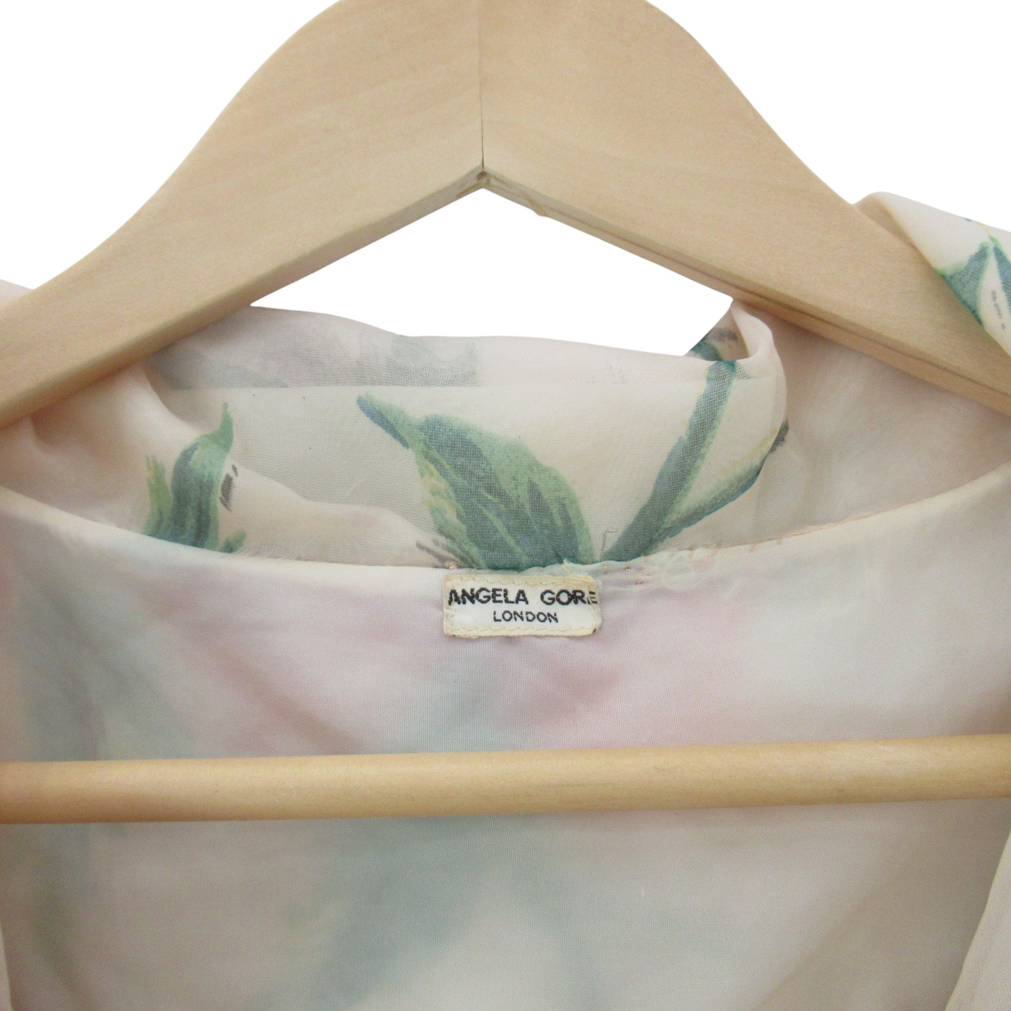 label image for Angela Gore Vintage 1970s Gown Robe Pink Floral Womenswear | Pre-loved 