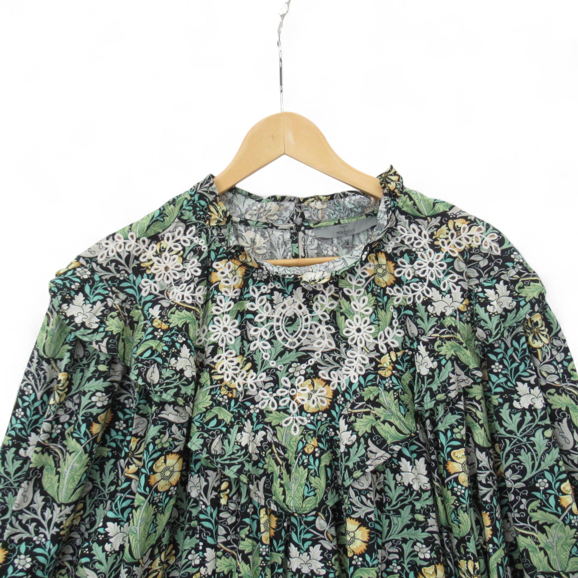 neckline image for Morris & Co Dress UK 22 Multicoloured Womenswear | Pre-loved