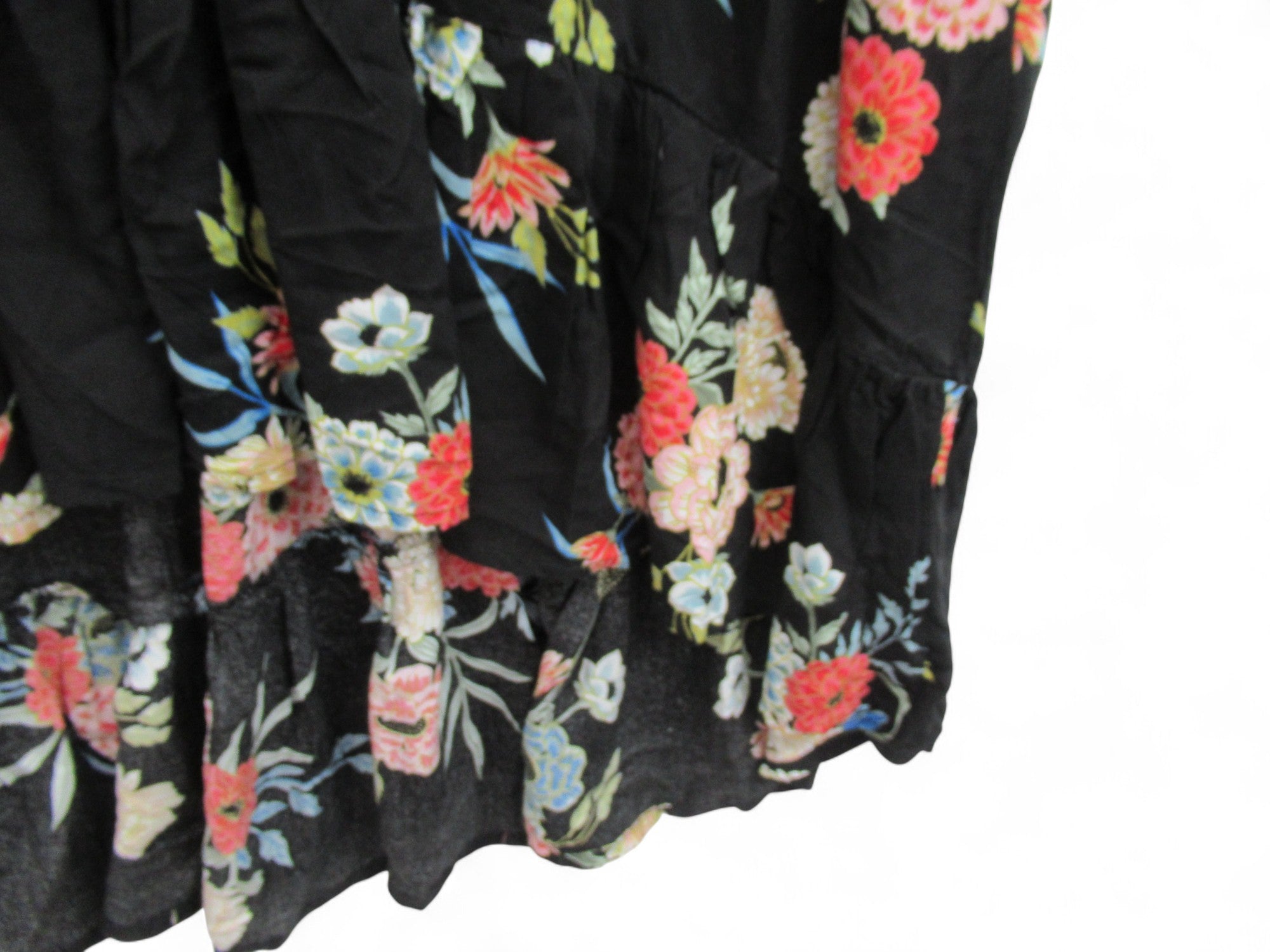 hem image for Yours Floral Dress UK 26/28 Black Frill Hem Womenswear | Pre-loved