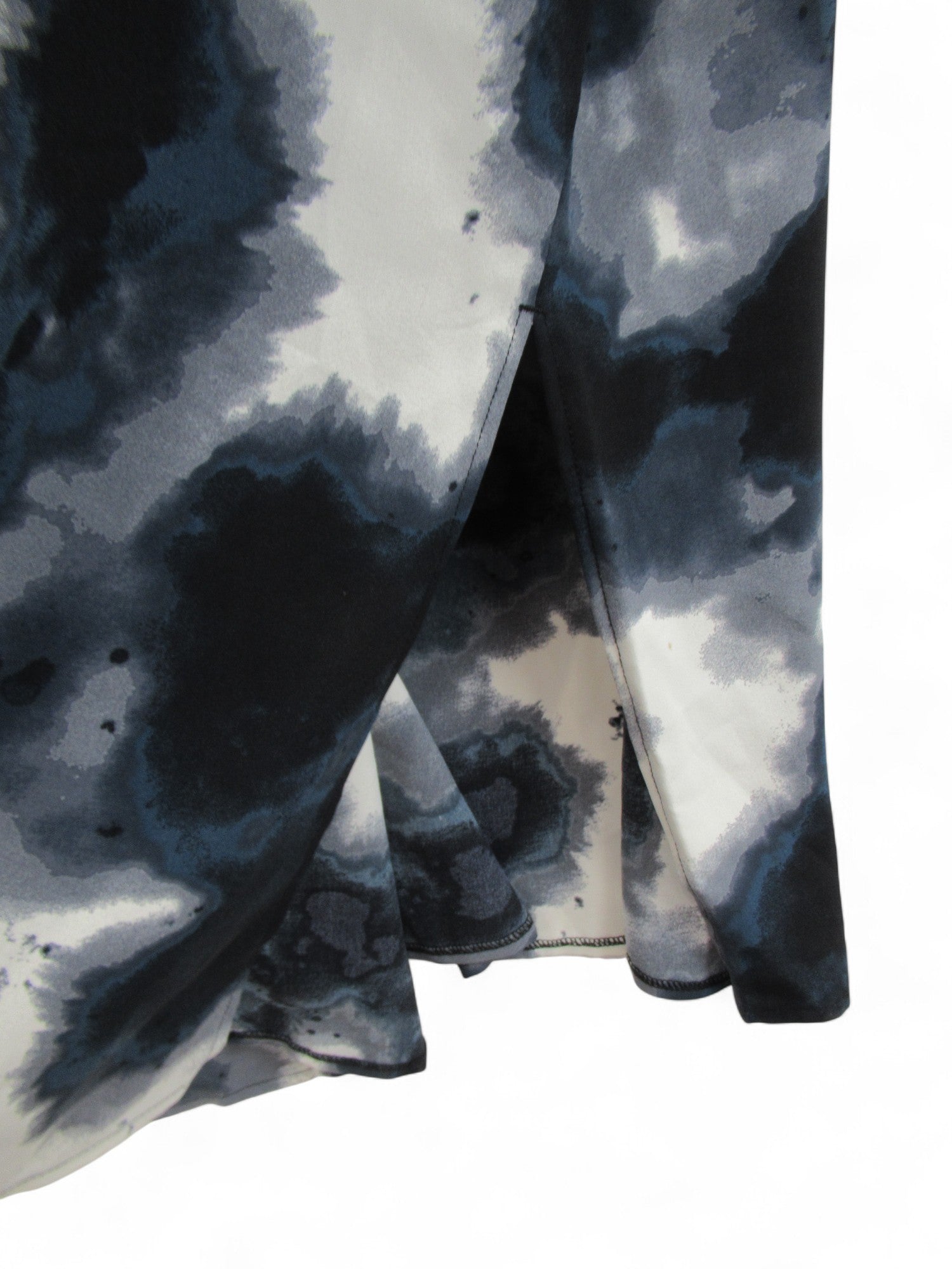side slit image for New Look Curves Shirt Dress UK 28 Blue Grey Womenswear | Pre-loved