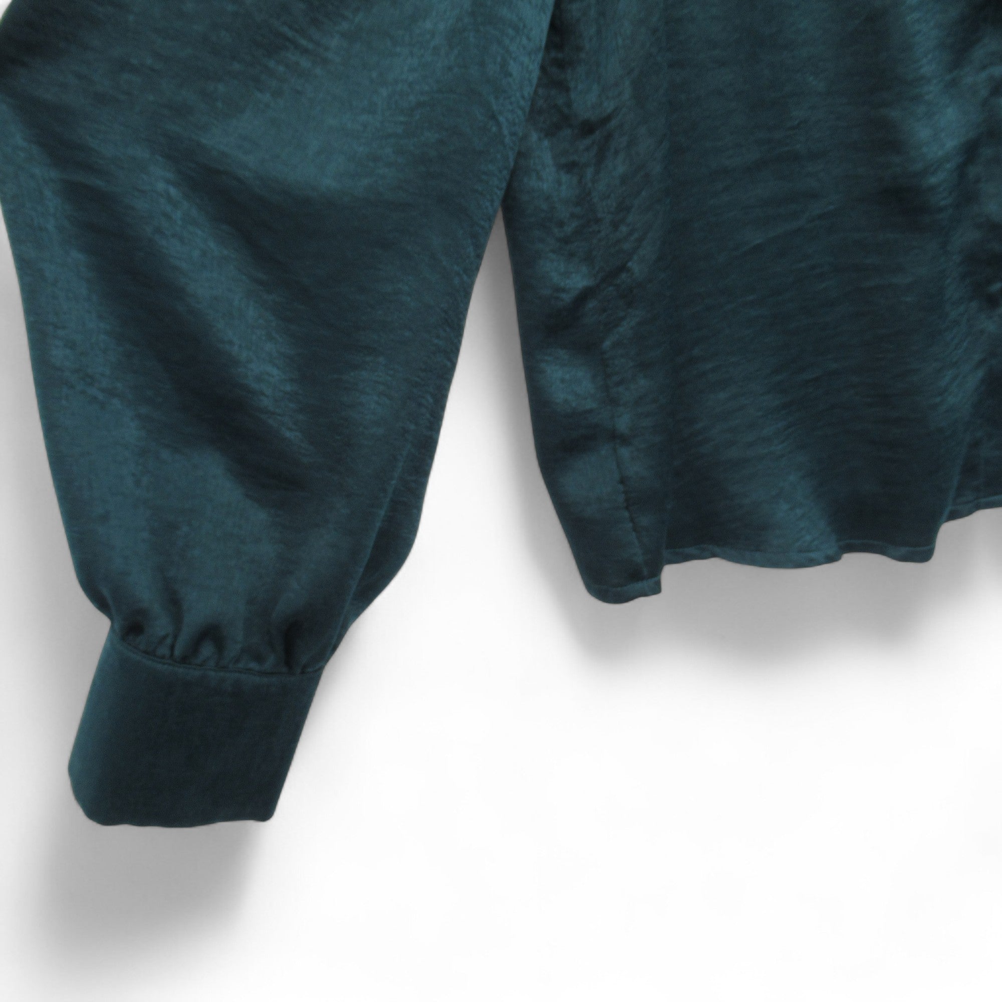 sleeve cuff image for Indie + Moi Shirt Blouse UK 14 Green Satin Womenswear | Pre-loved