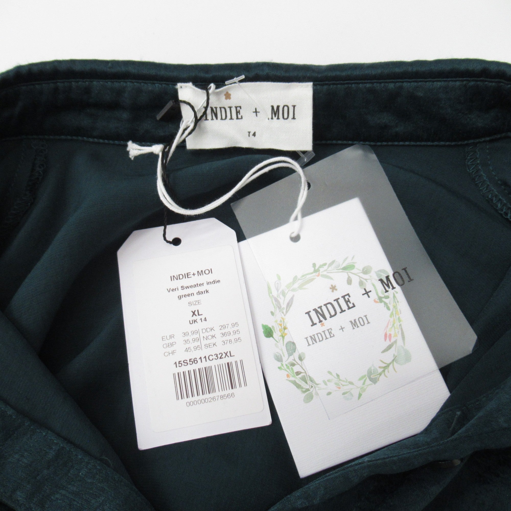 label image for Indie + Moi Shirt Blouse UK 14 Green Satin Womenswear | Pre-loved