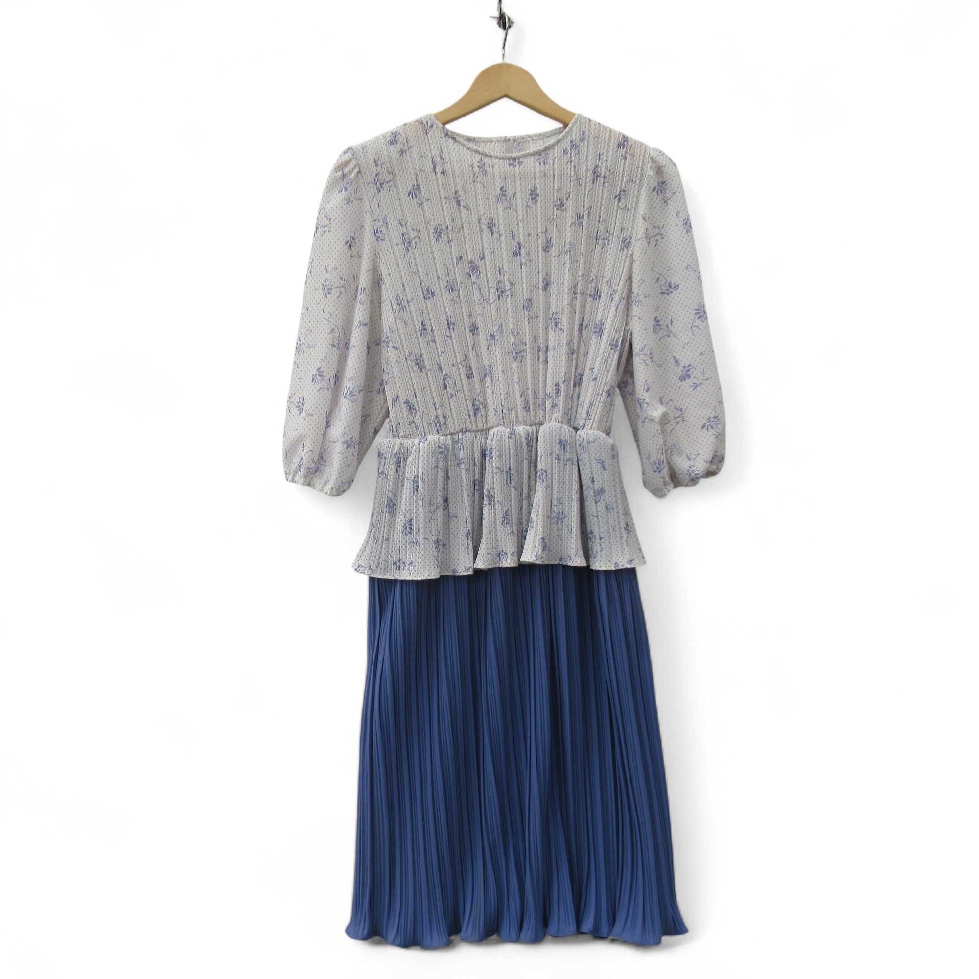 front image for Class Woman Vintage Dress UK 12 Lilac Womenswear | Pre-loved