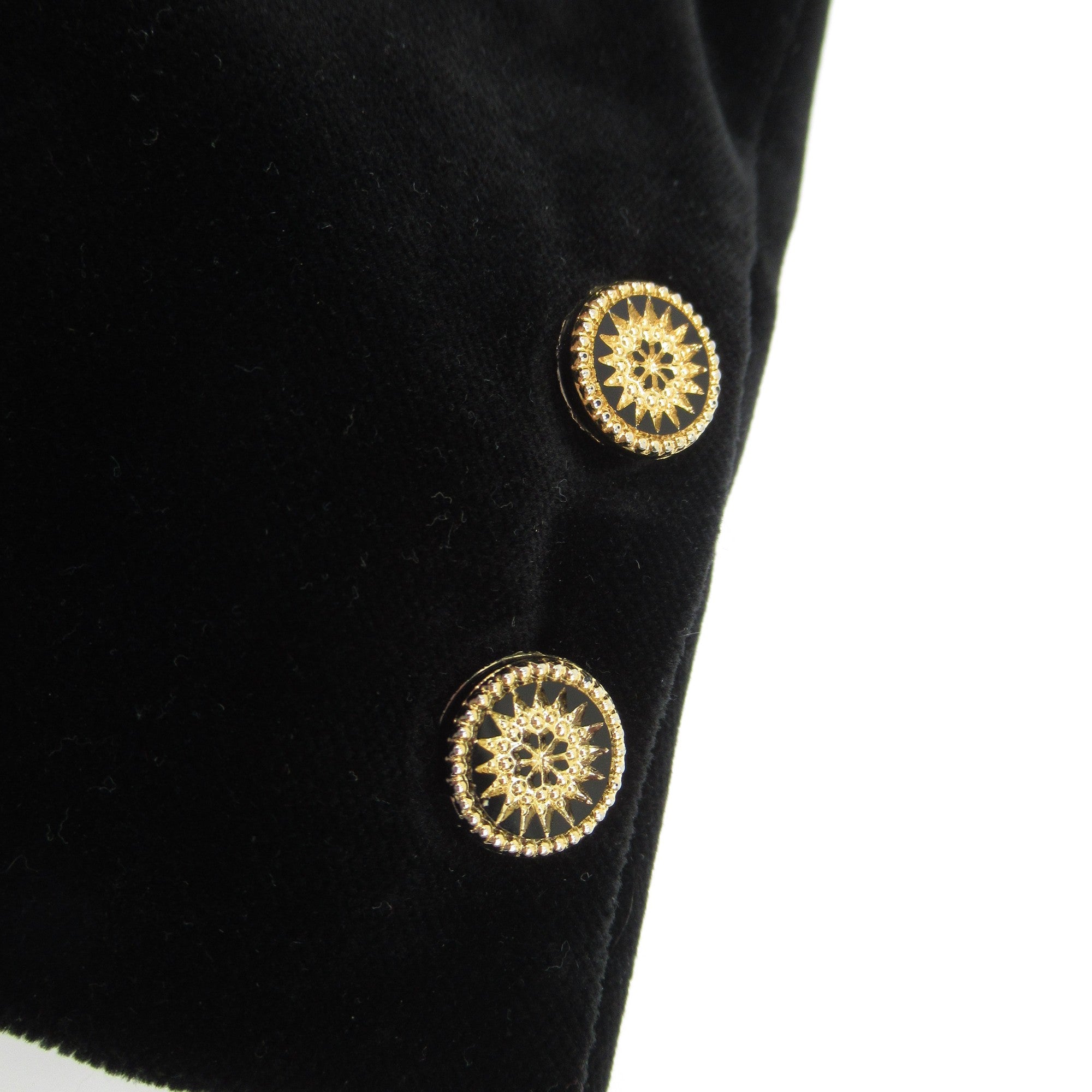 button detail image for Mansfield Vintage Velvet Jacket Black UK 12 Womenswear | Pre-loved