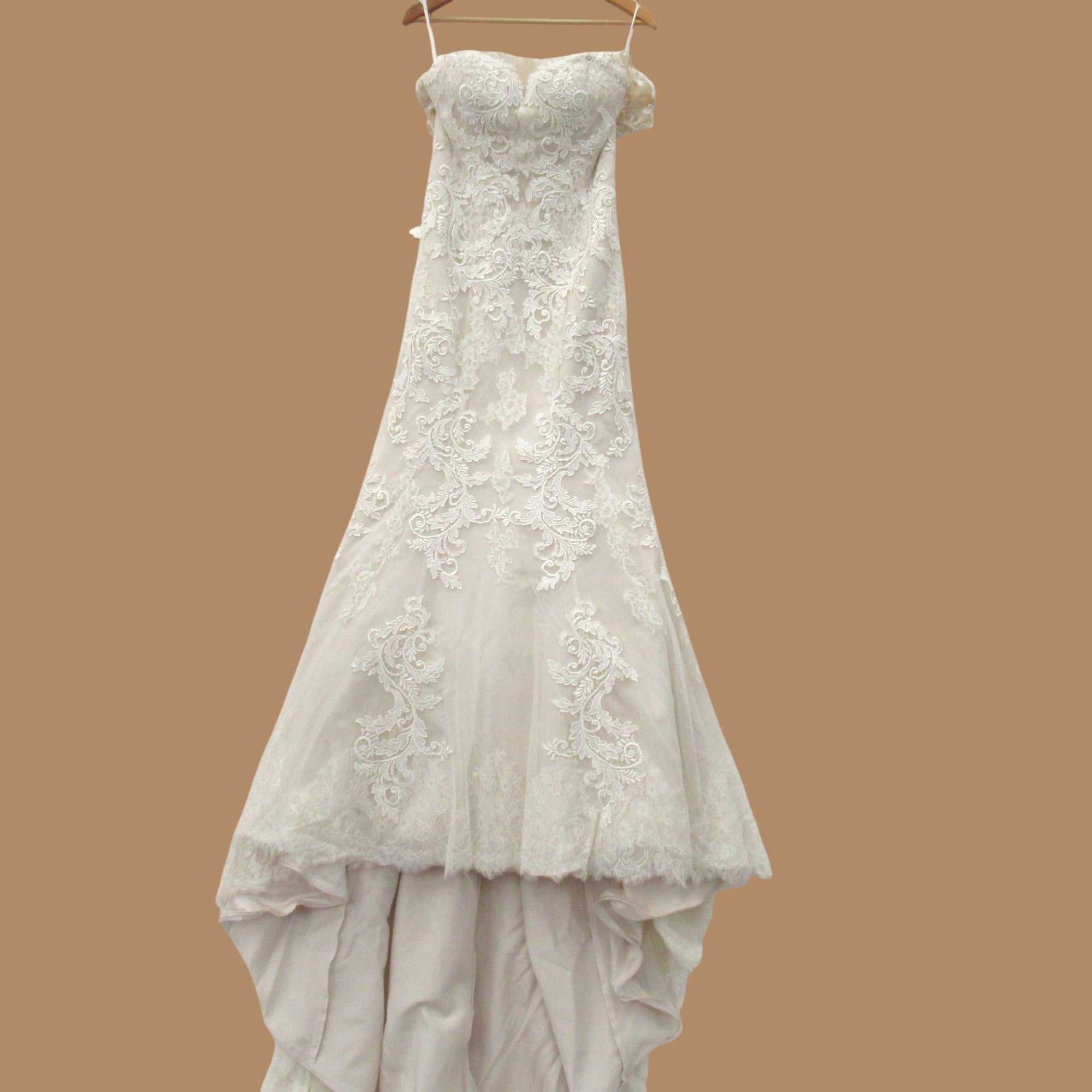 front image for Justin Alexander Wedding Dress UK 8-10 Nude Ivory Womenswear | Pre-loved