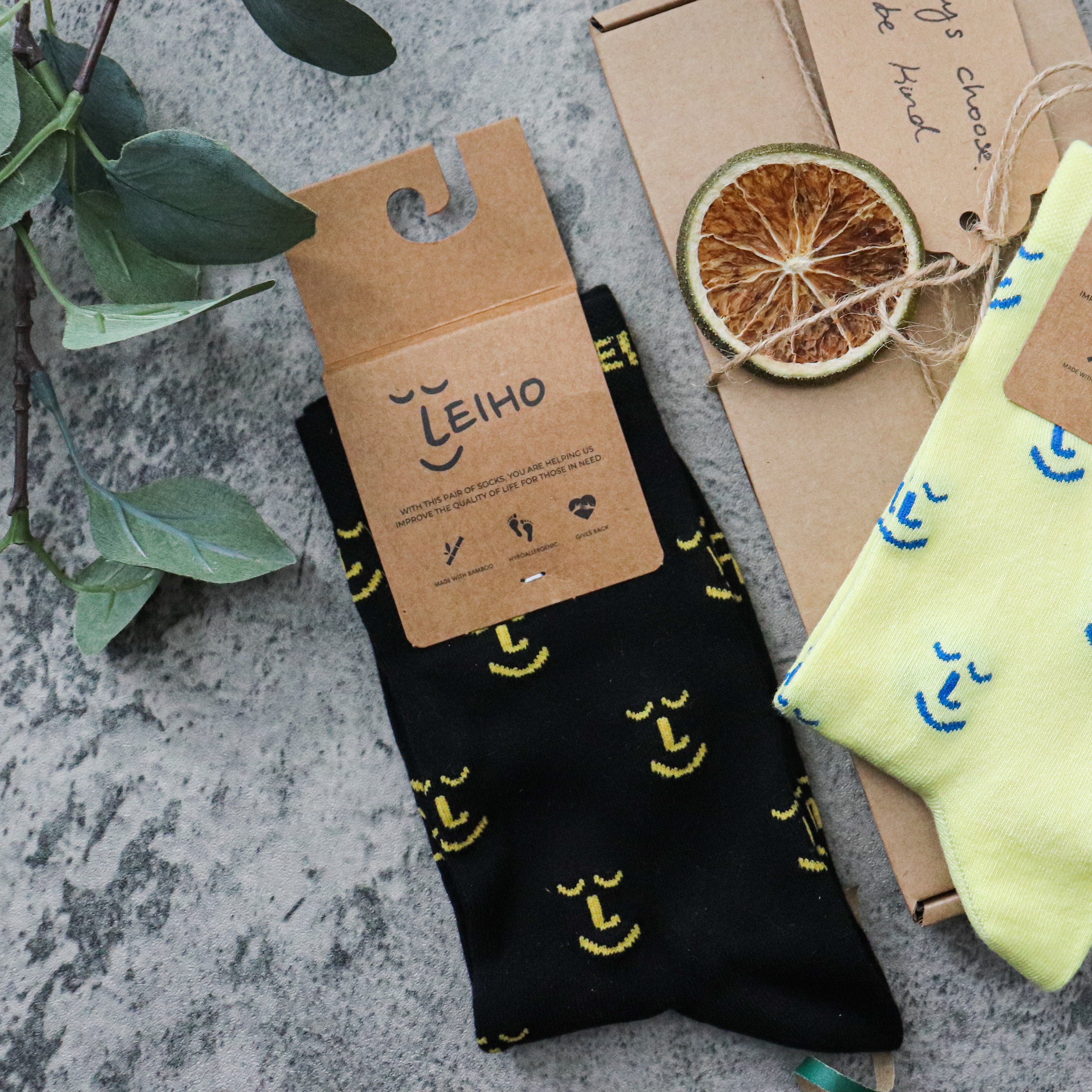 Leiho Black Smiley Bamboo Socks