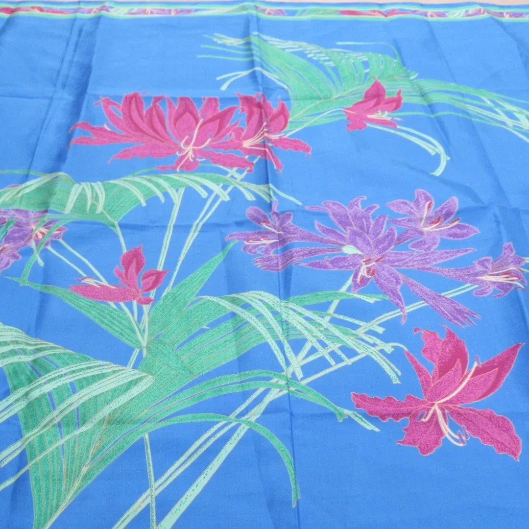 Pattern image for Thai 35"x35" Blue Floral Leaf Silk Square Scarf Womenswear | Preloved 