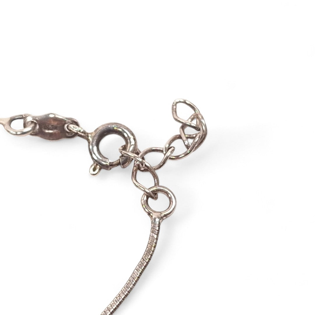 Close up image of Silver Infinity Chain Bracelet