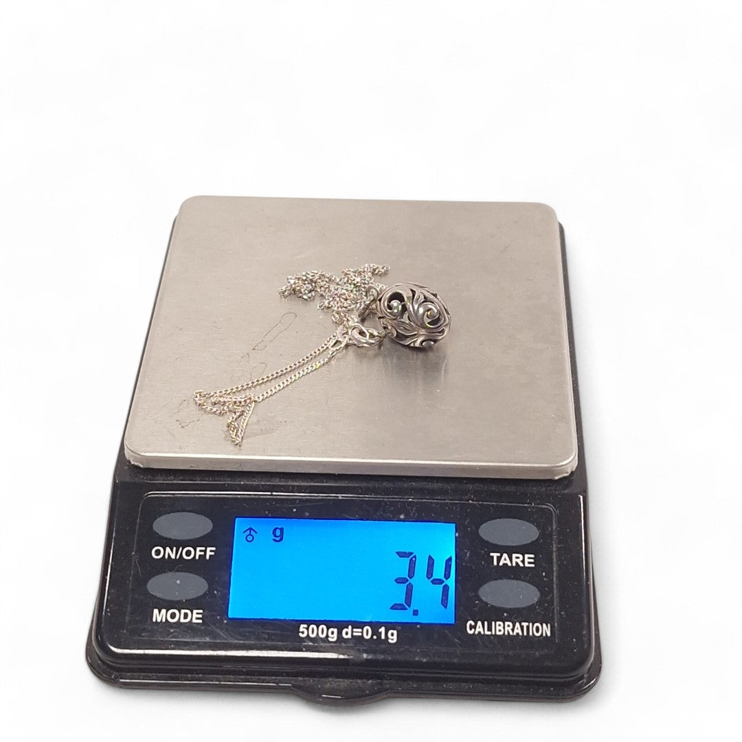 Measurement image of Silver Pendant Necklace