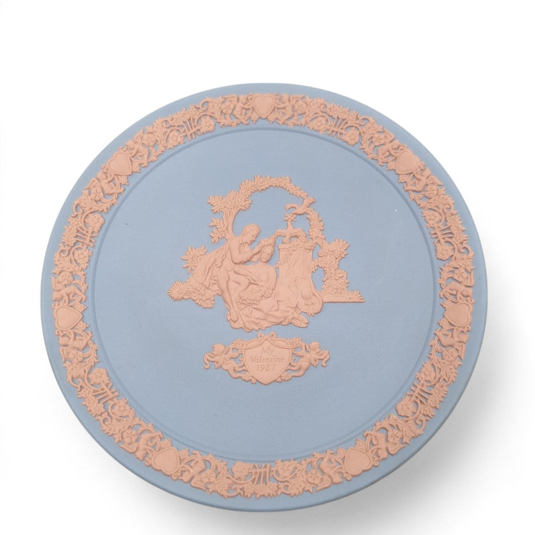 Front image of Wedgwood Valentine's Day Plate