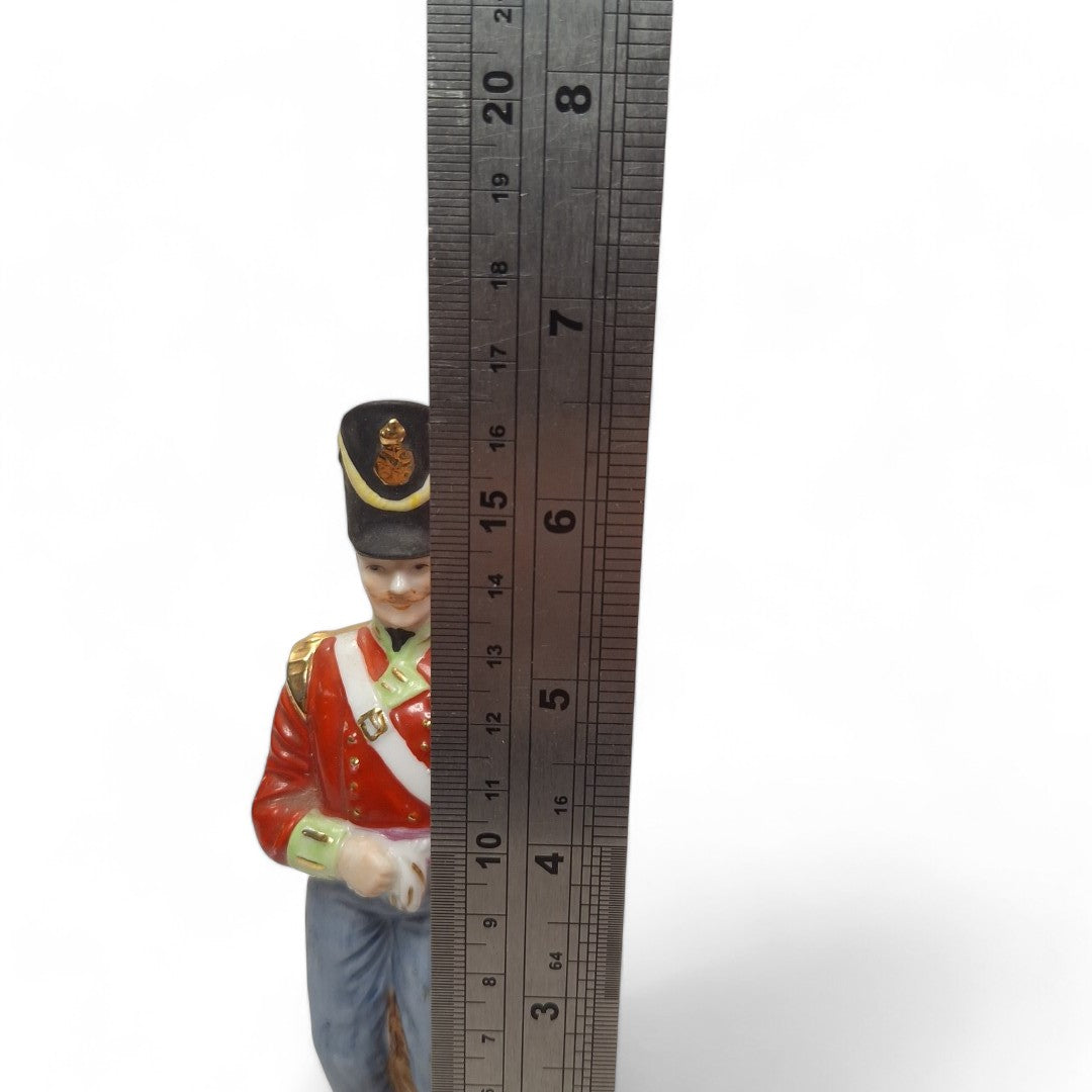 Measurement image of Line Infantry Figurine