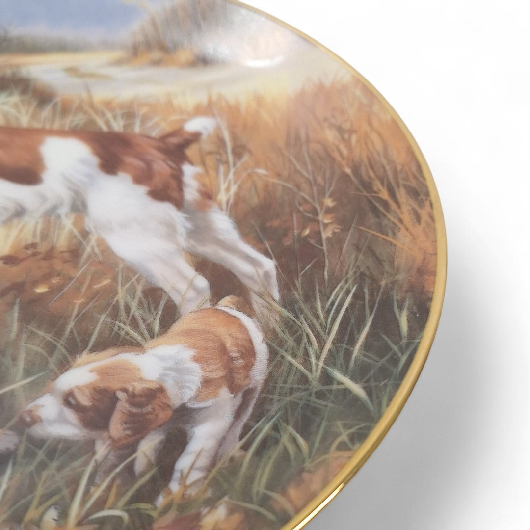 Close up image of Classic Sporting Dogs Plate