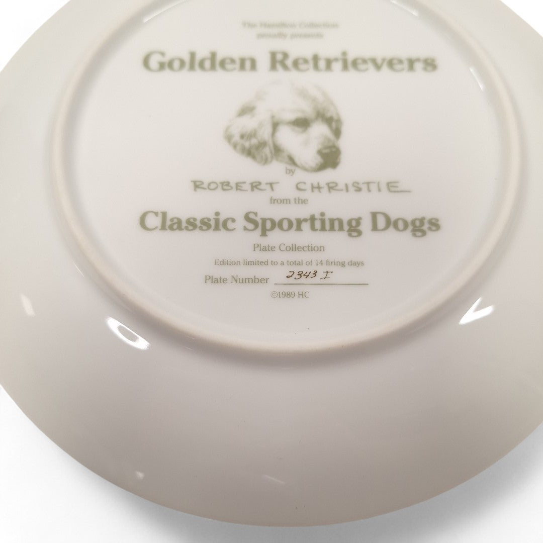 Close up image of Classic Sporting Dogs plate