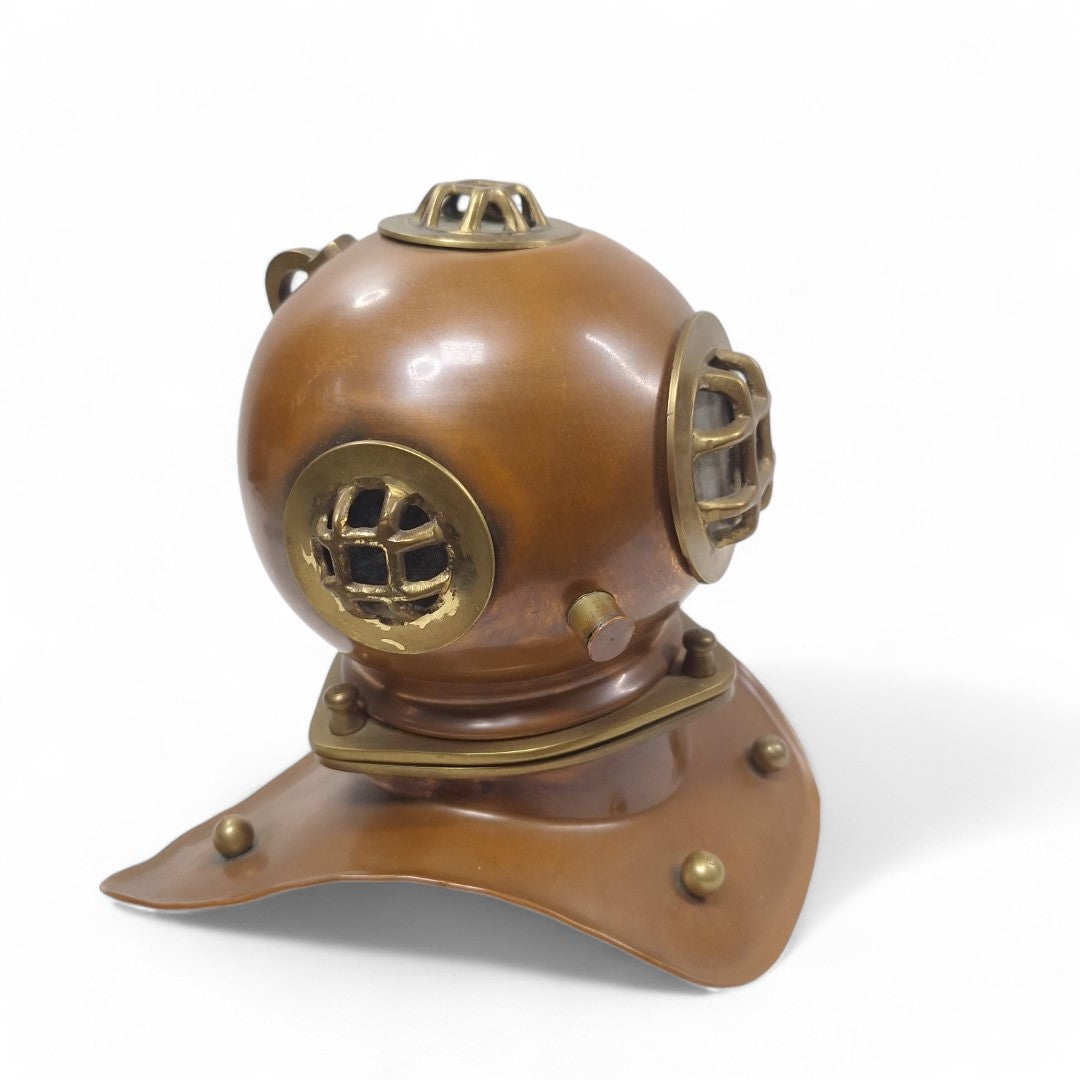 Side image of Model Diver's Helmet