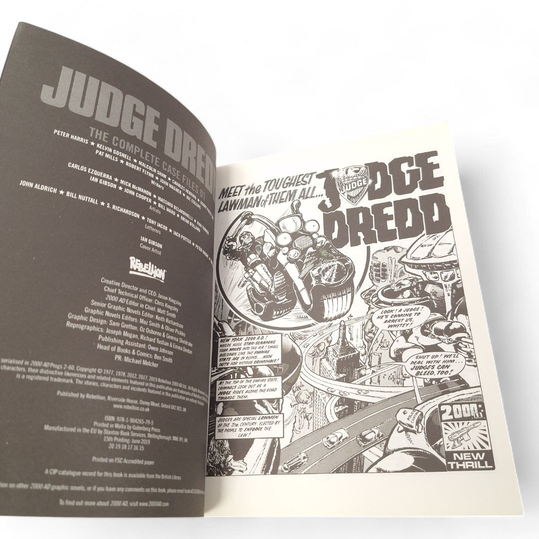 Interior image of Judge Dredd The Complete Case Files