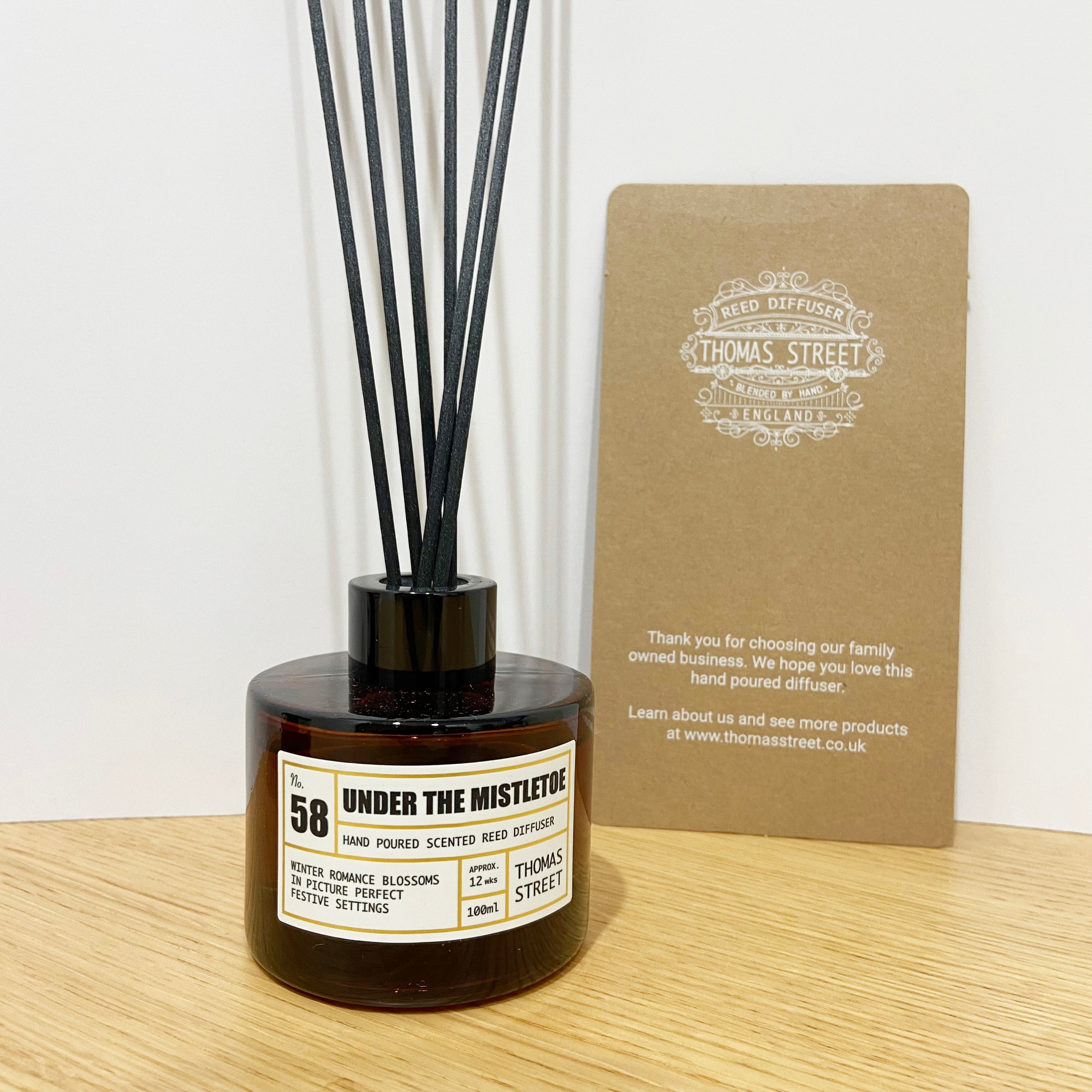 Thomas Street Under the Mistletoe Scented Reed 100ml Room Diffuser