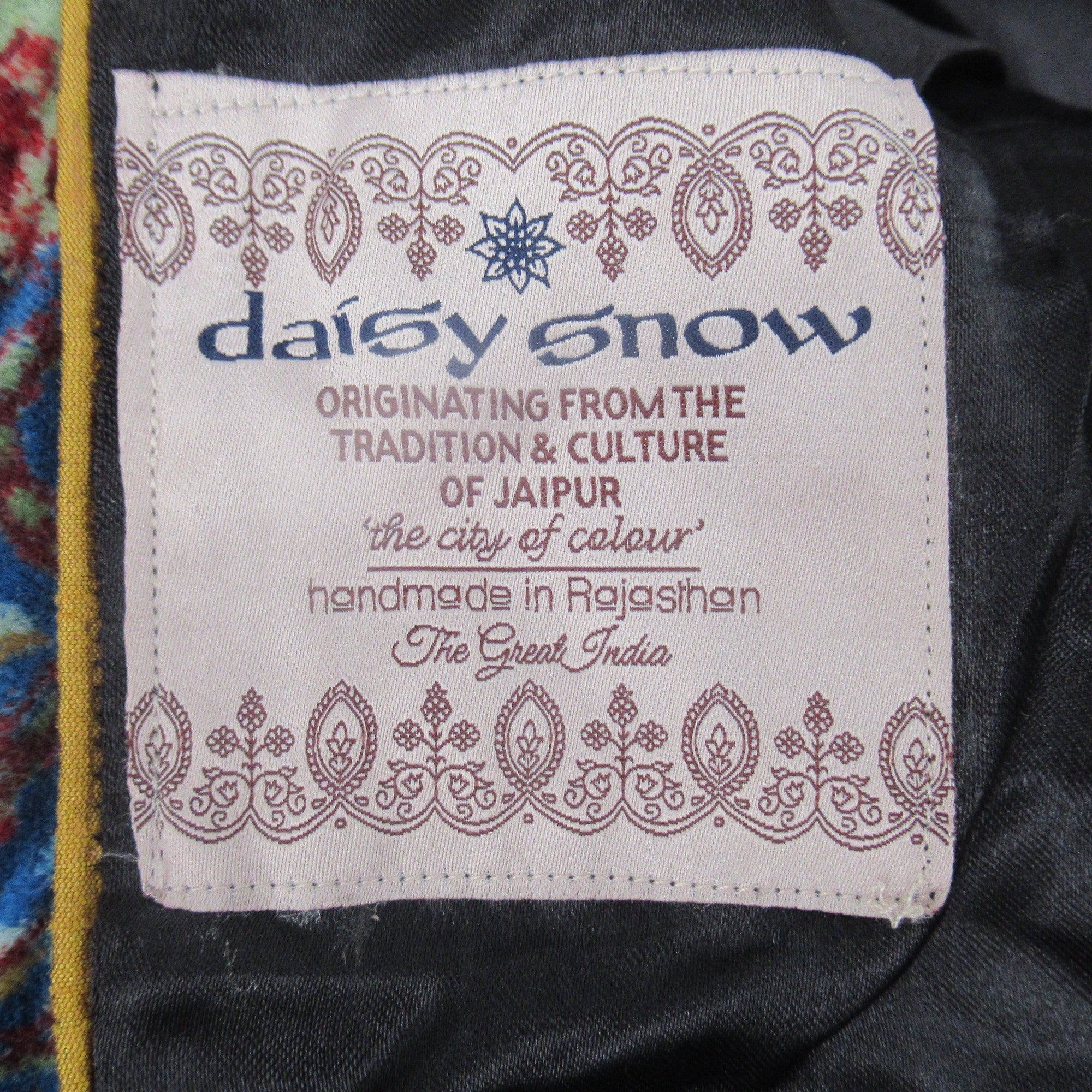 Brand label for Daisy Snow Small Multicoloured Velvet Paisley Jacket Womenswear | Preloved 