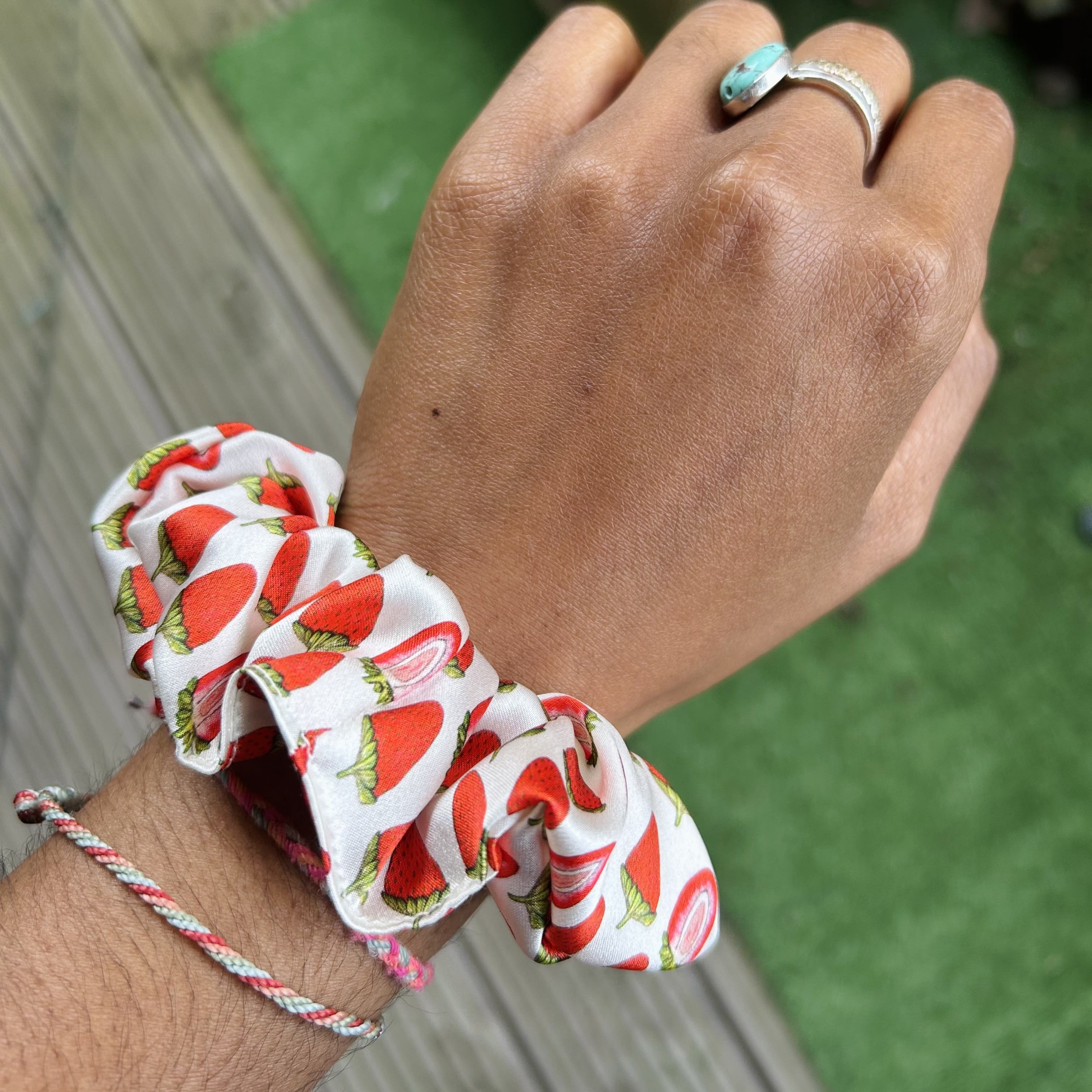 White Strawberry scrunchie | Edenah