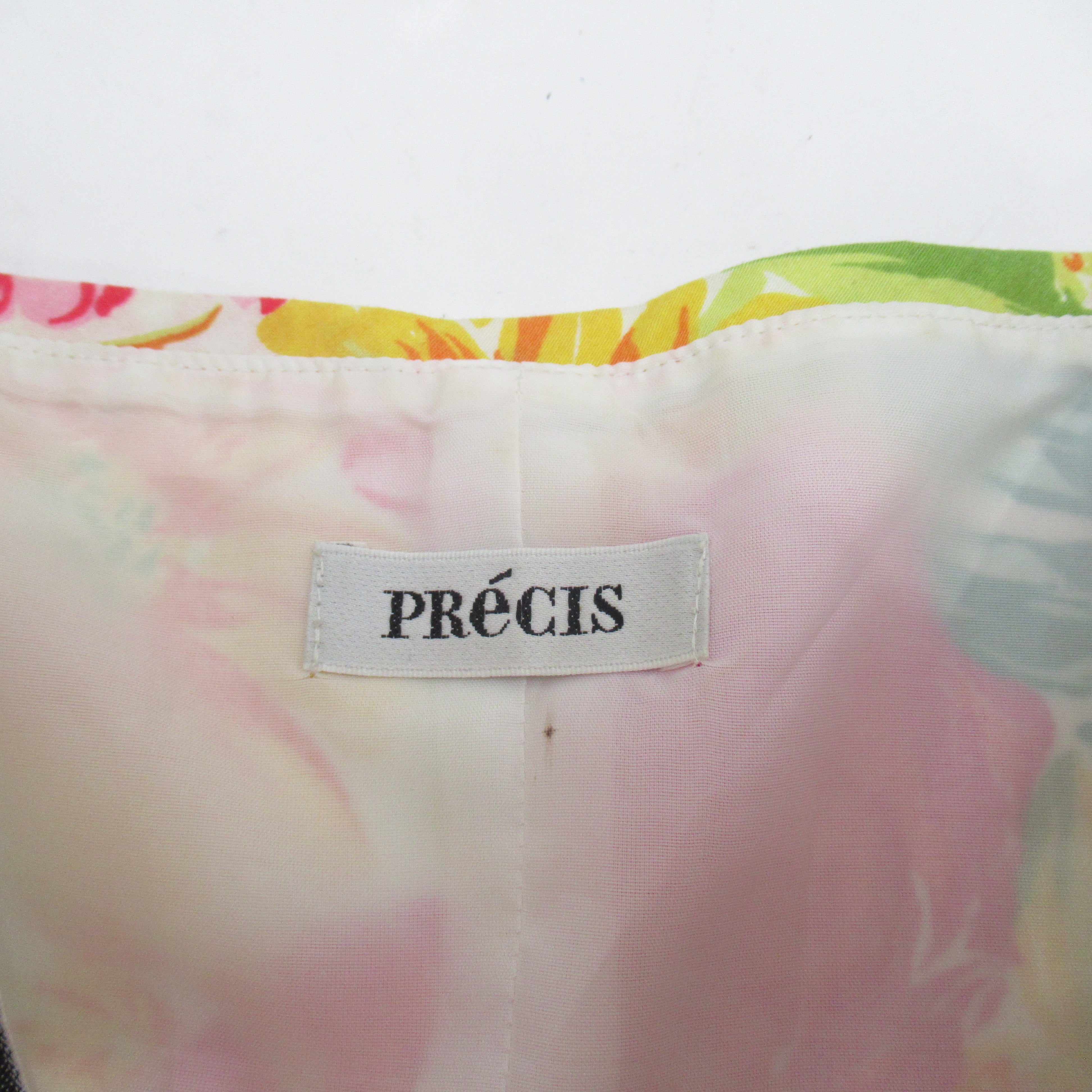 label image for Precis Vintage Shorts Top Small Multicoloured Floral Womenswear | Pre-loved