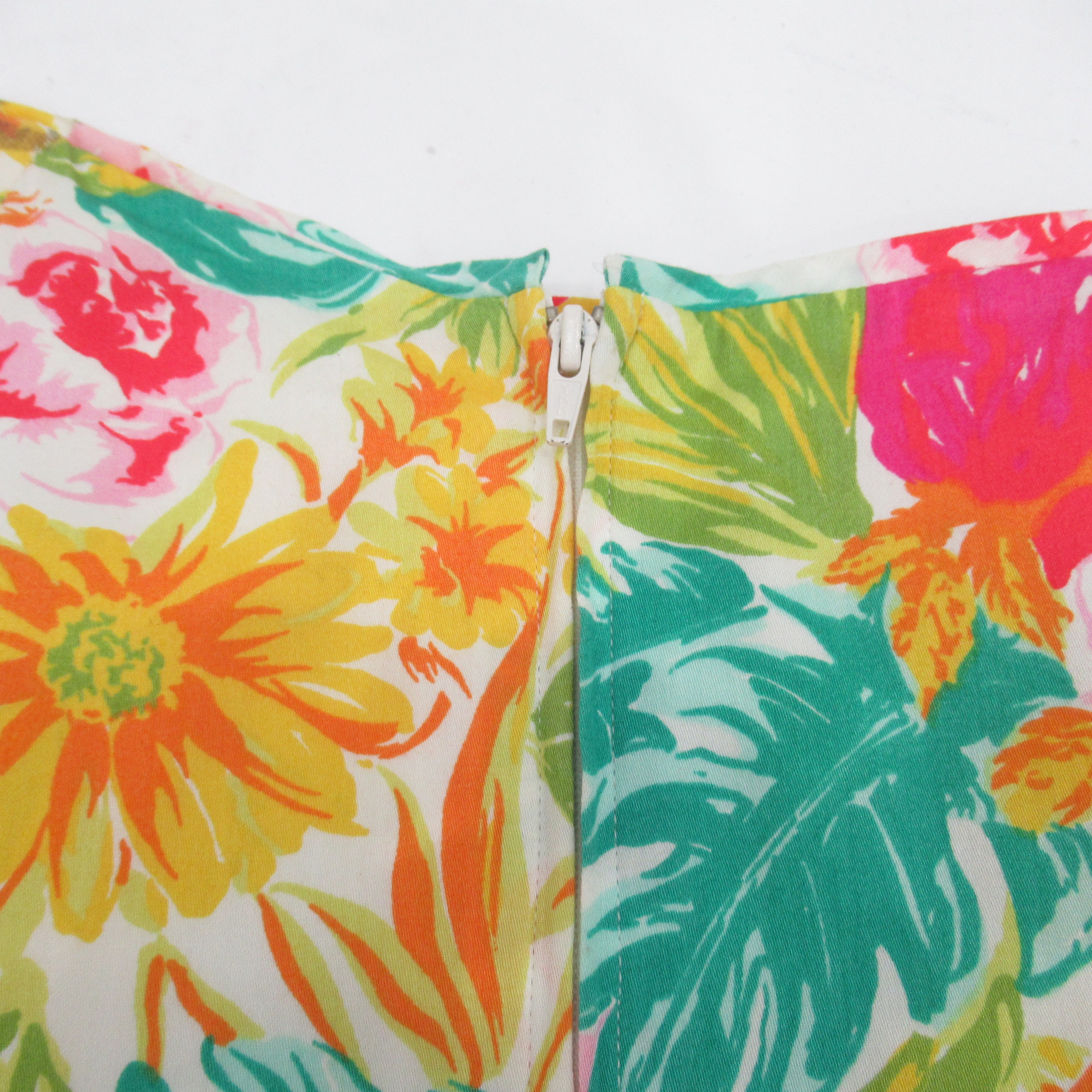 fasten image for Precis Vintage Shorts Top Small Multicoloured Floral Womenswear | Pre-loved