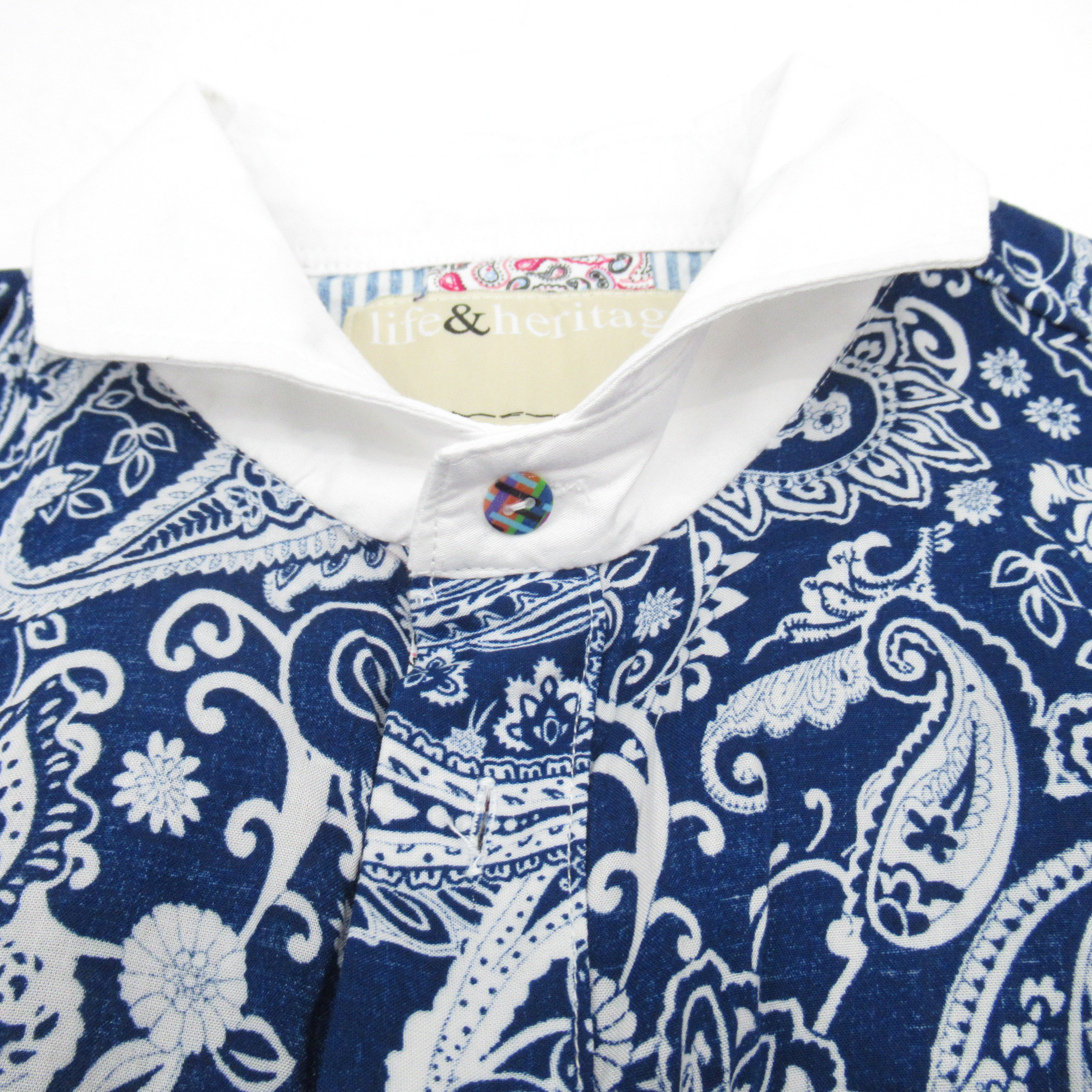 collar image for Life & Heritage Shirt Blue Paisley Medium Menswear | Pre-loved
