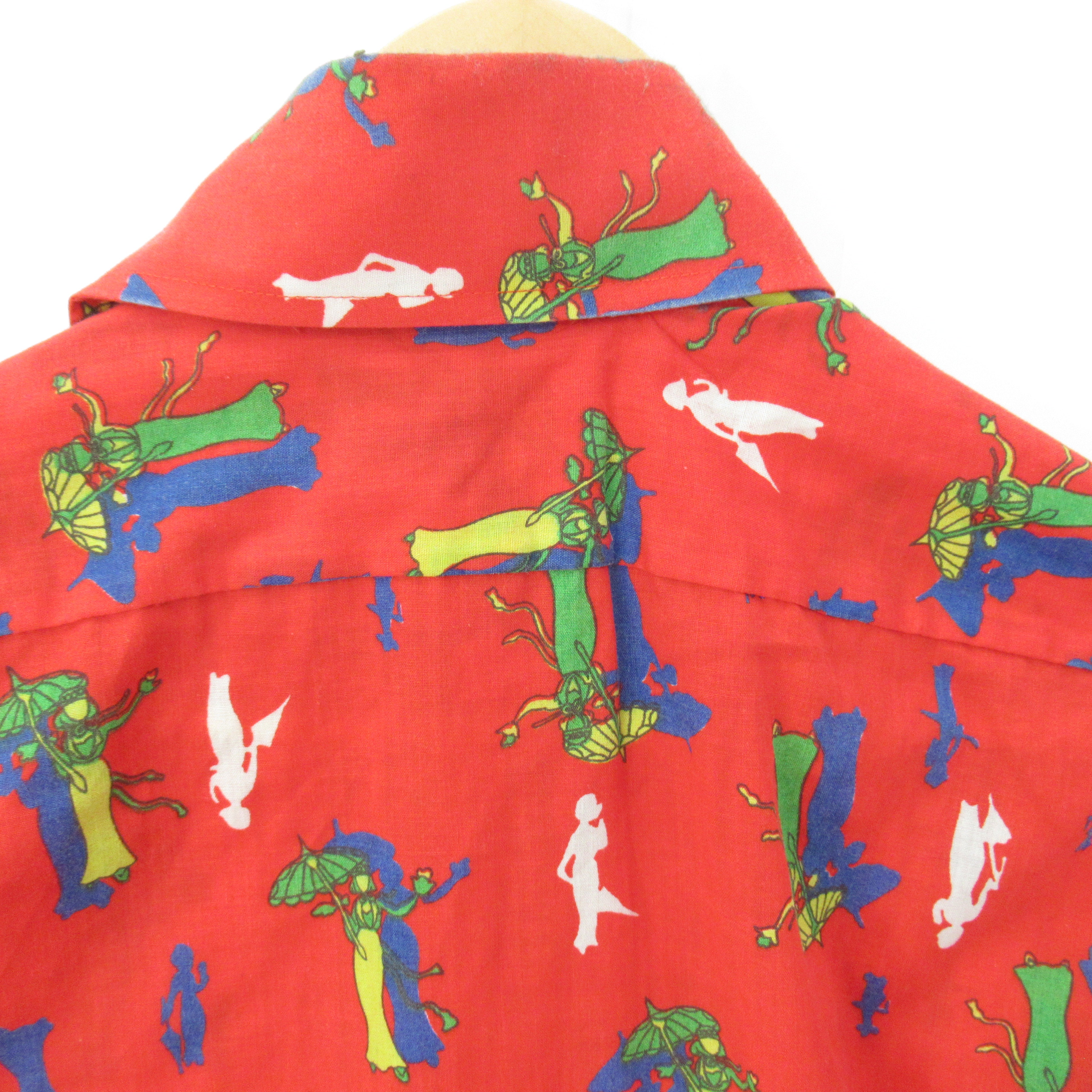 close up image for Carre Vintage Shirt Medium Multicoloured Menswear | Pre-loved
