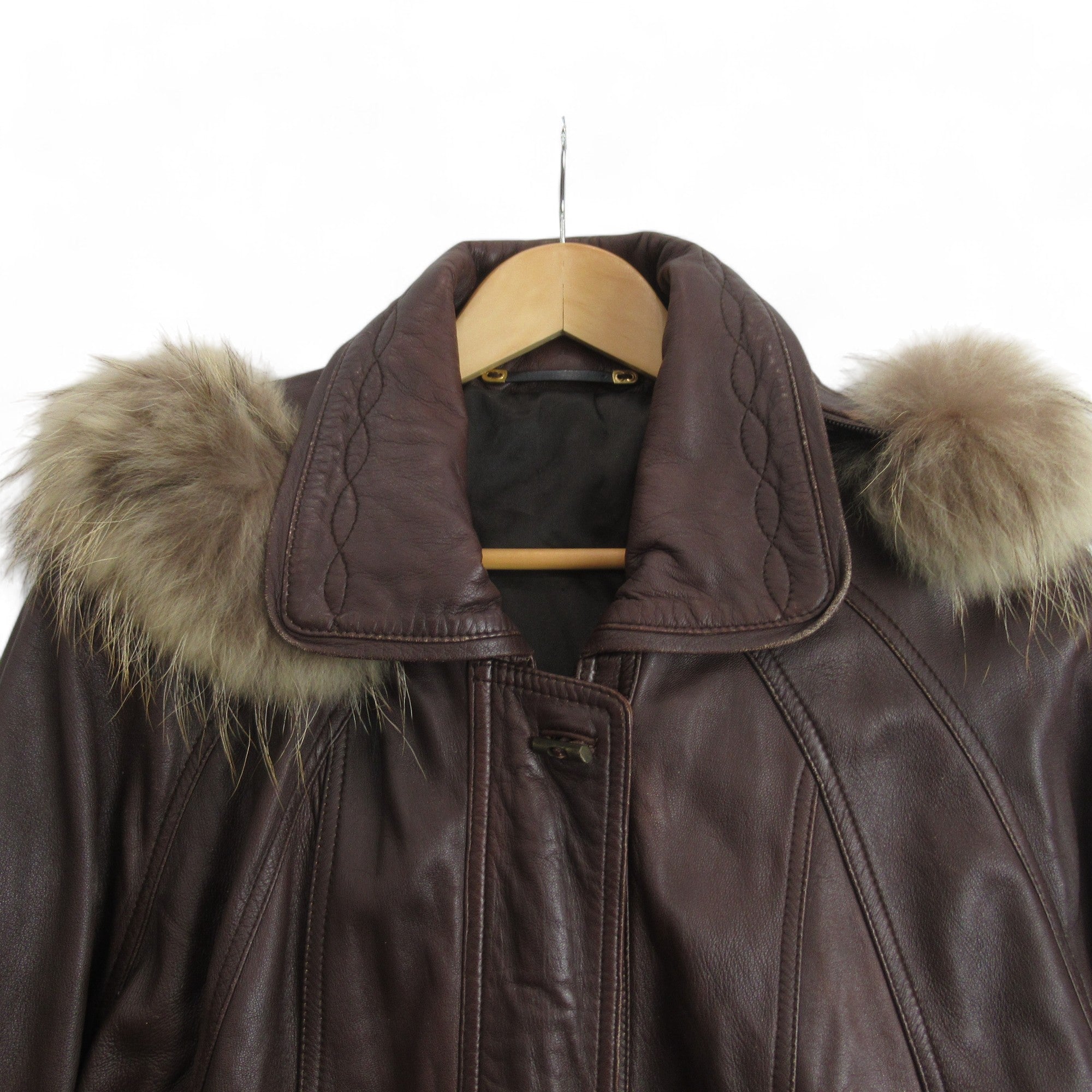 collar image for Your 6th Sense UK 16 Brown Leather Coat Vintage Womenswear | Preloved