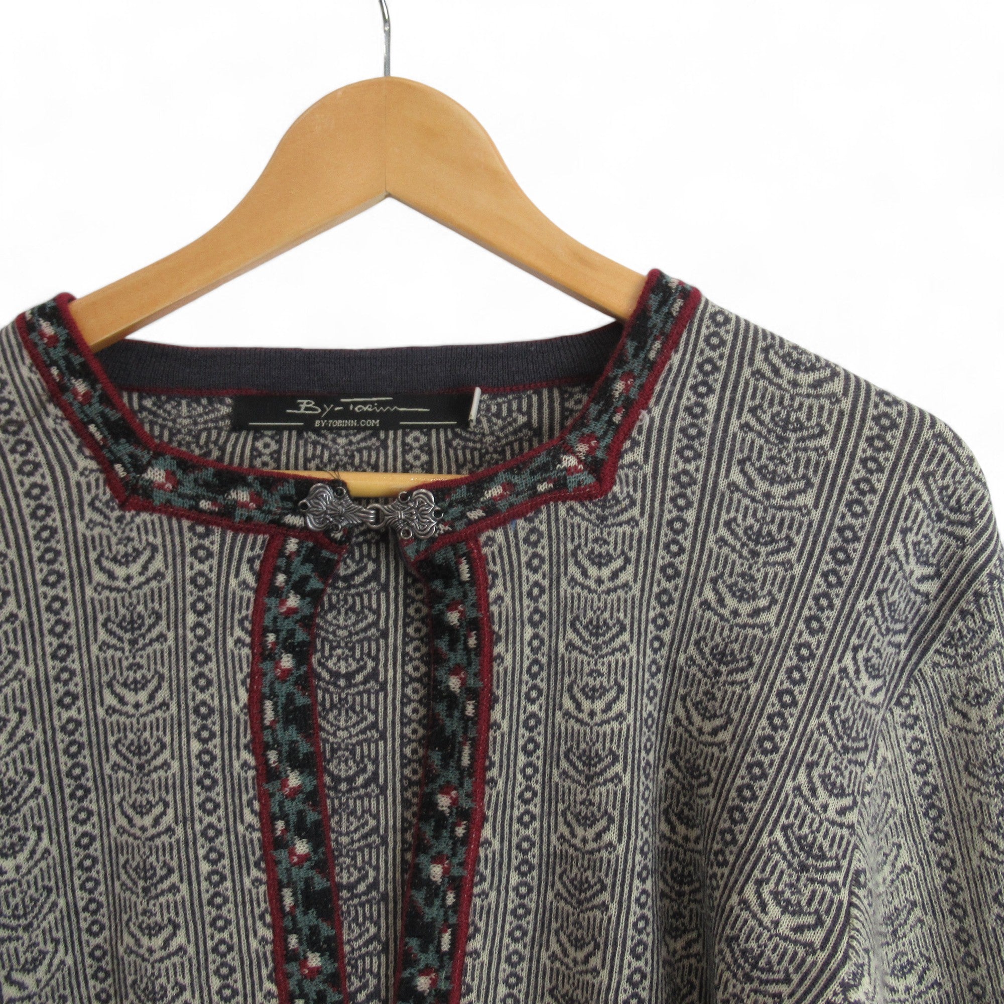 neckline image for By Torinn Small Multicoloured Vintage Cardigan Womenswear | Preloved 