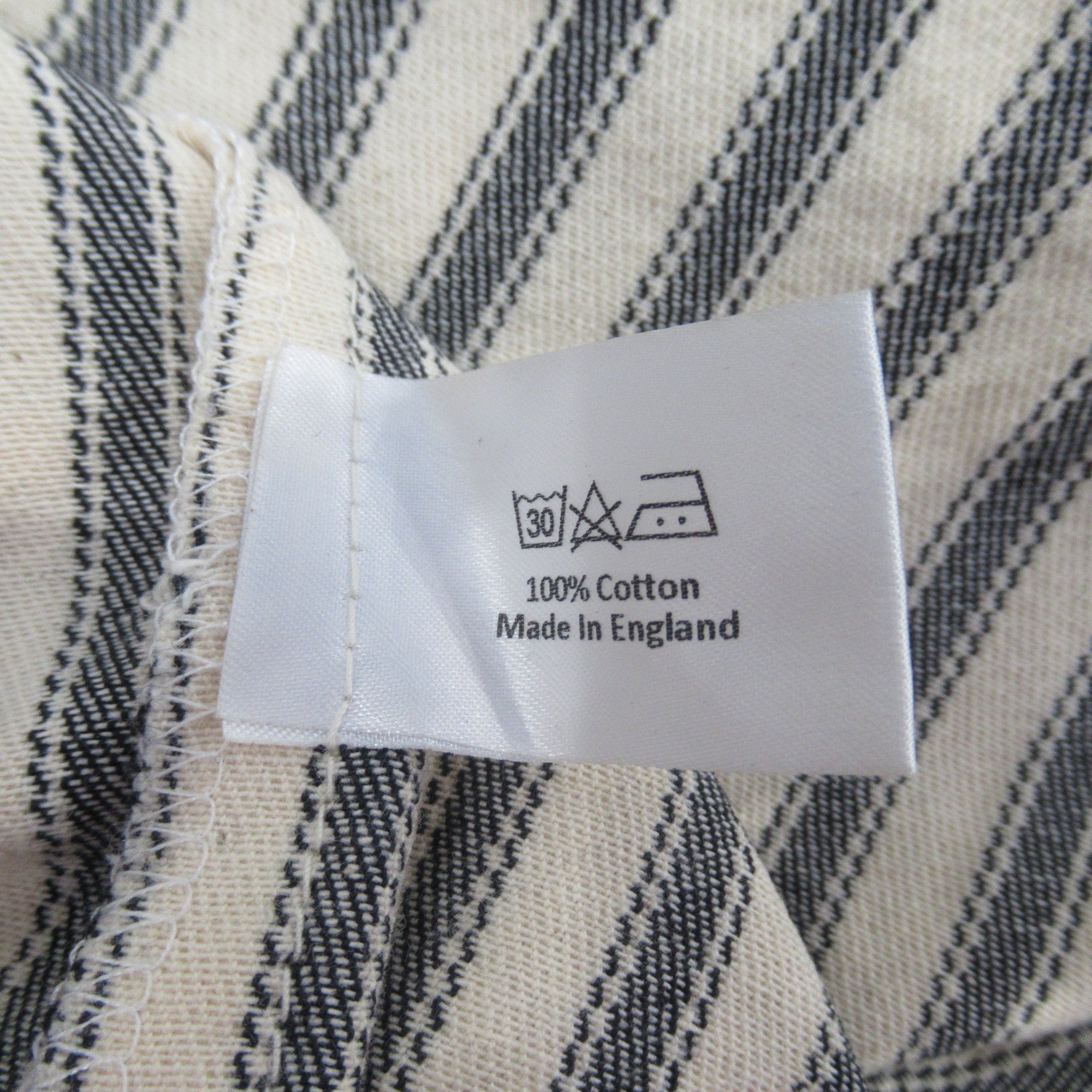 care label image for Kate Sheridan Oversized Beige Black Striped Top Womenswear | Preloved 