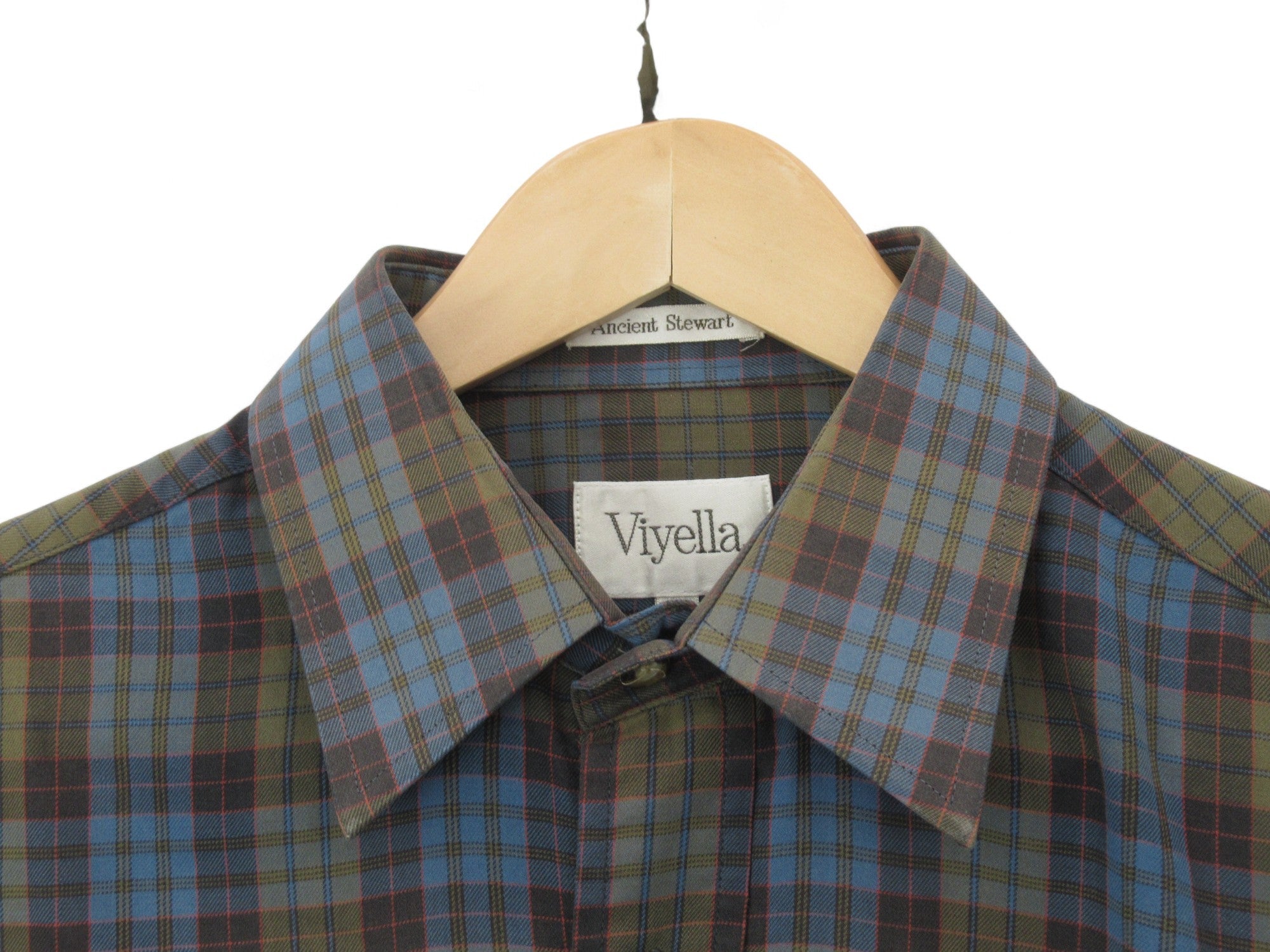 Close up of Collar image for Viyella 15 3/4" Multicoloured Checked Shirt Menswear | Preloved