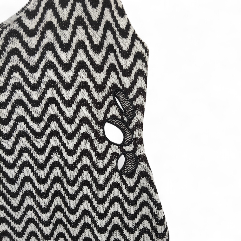 side image for Geometric Cut Out Dress XXL Black White Womenswear | Pre-loved