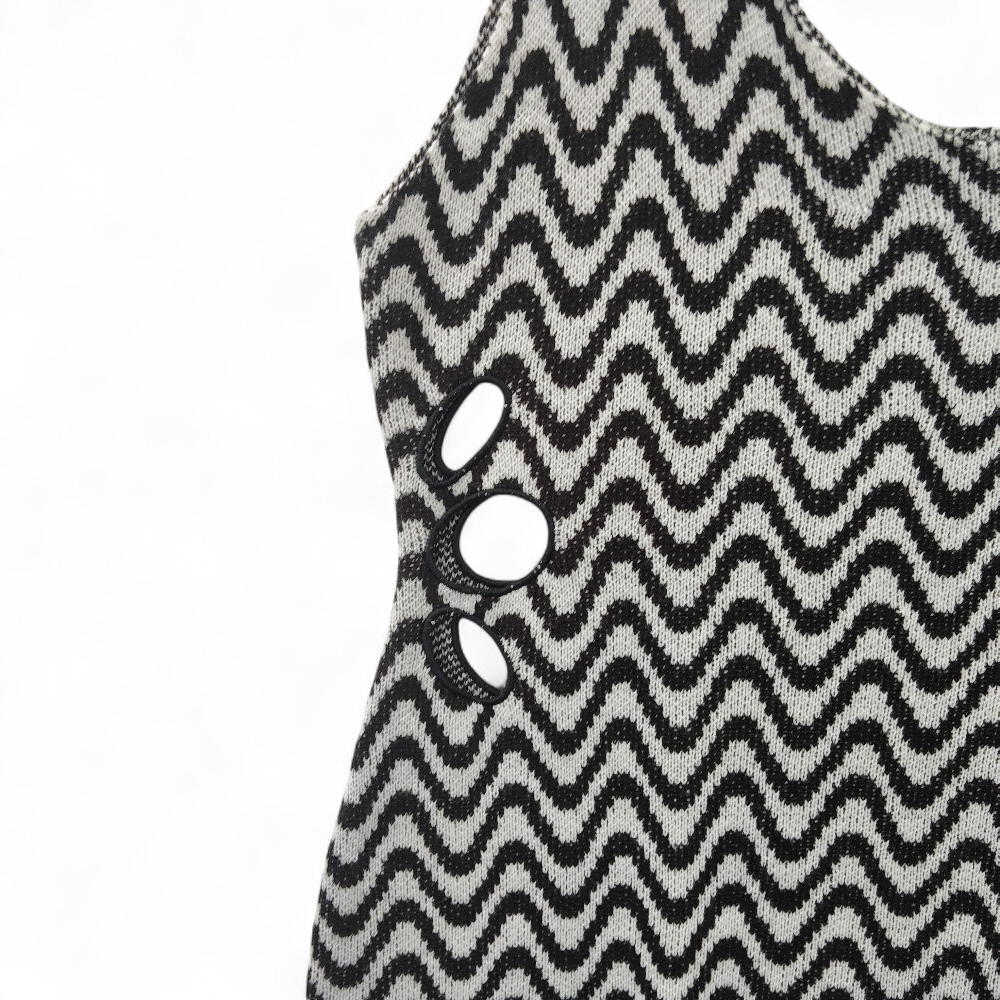 side image for Geometric Cut Out Dress XXL Black White Womenswear | Pre-loved