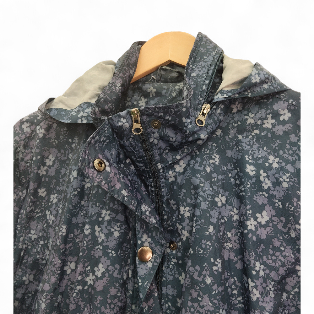 neckline image for Rain Jacket Coat UK 24 Blue Flower Womenswear | Pre-loved