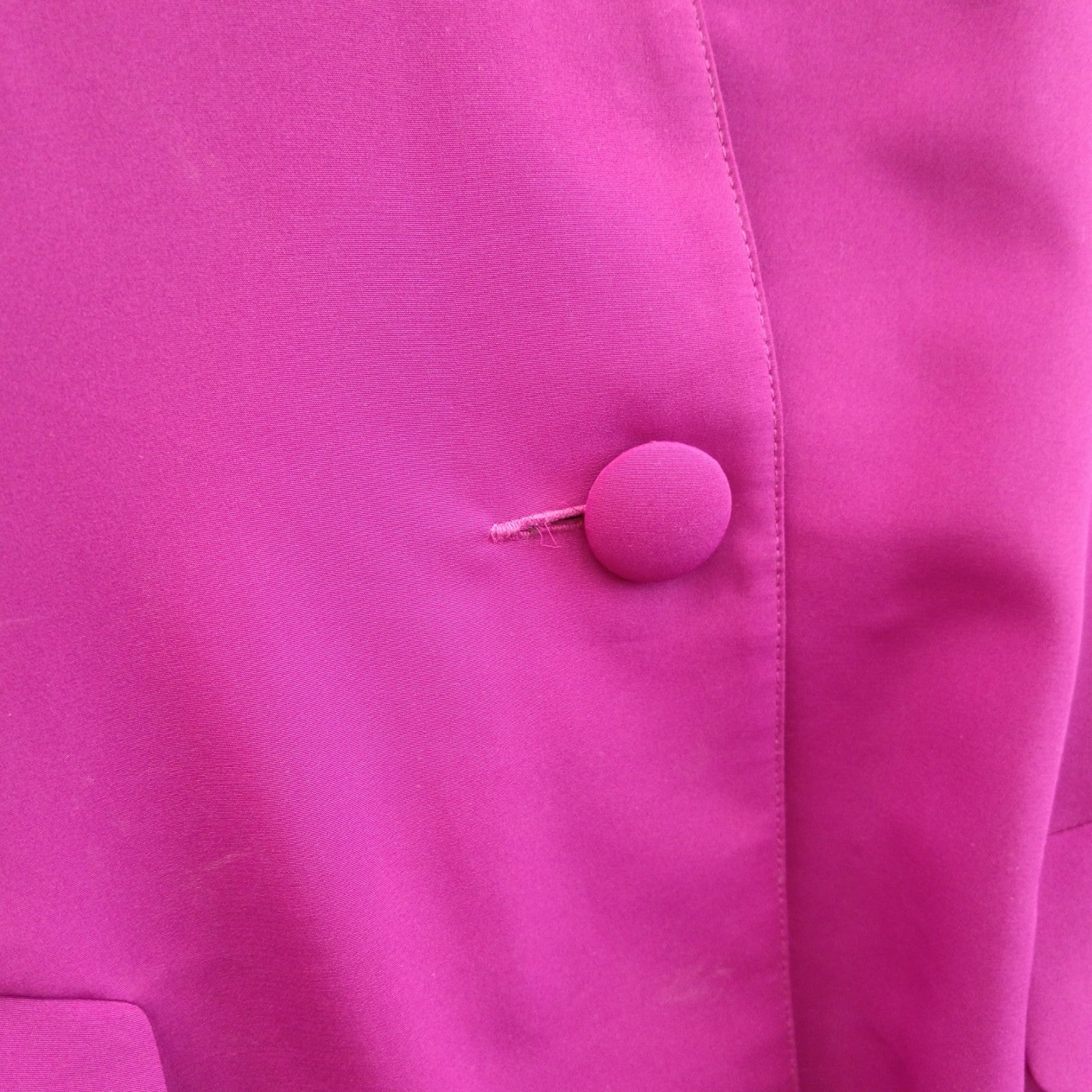 Close up image for Unbranded Fuchsia Lightweight Jacket UK 22 Womenswear | Pre-loved