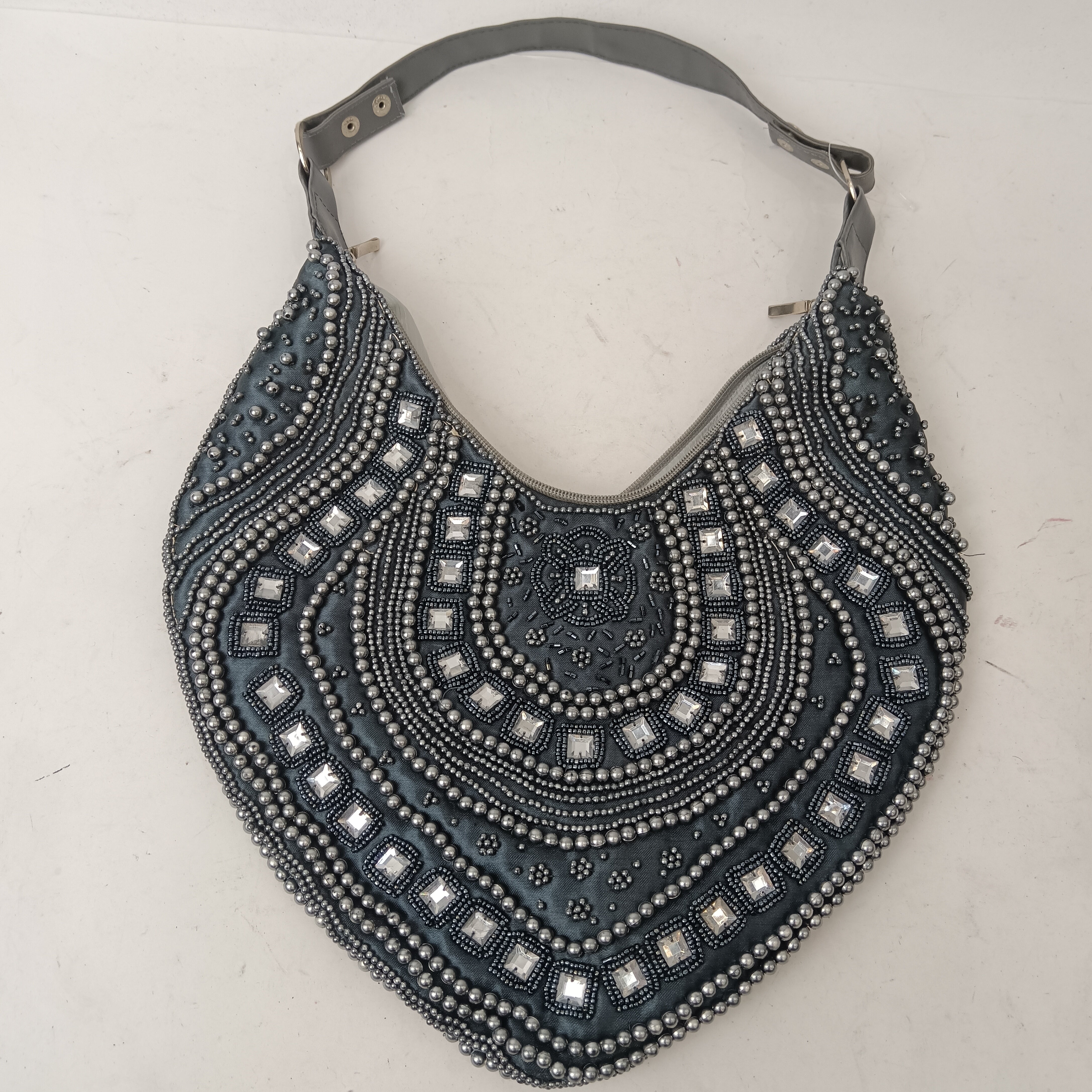 Back image for Unbranded Vintage Grey Silver Beaded Bag-  Womenswear | Pre-loved