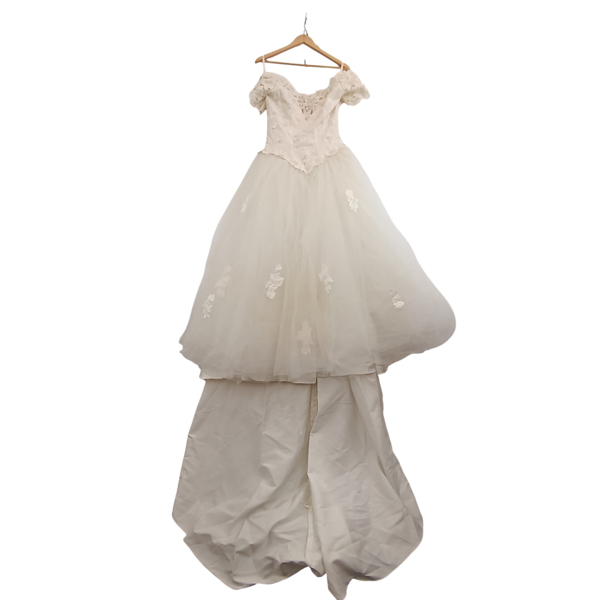 Font image for Beautiful Benjamin Roberts Hi-low Wedding Dress UK Medium Womenswear | Pre-loved