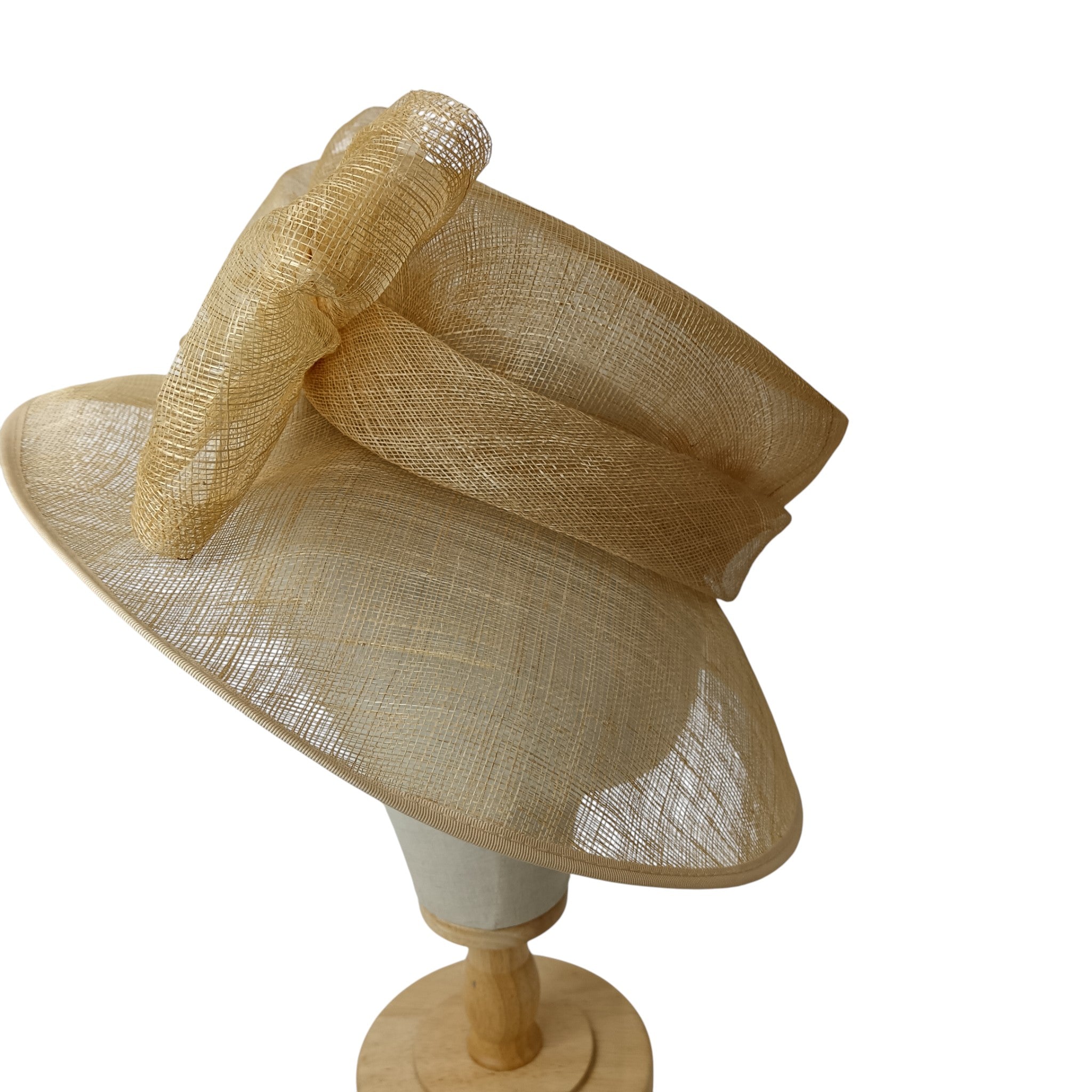 Side image for Country Casuals Ladies Natural  Special Occasion Wedding Hat Womenswear | Pre-loved