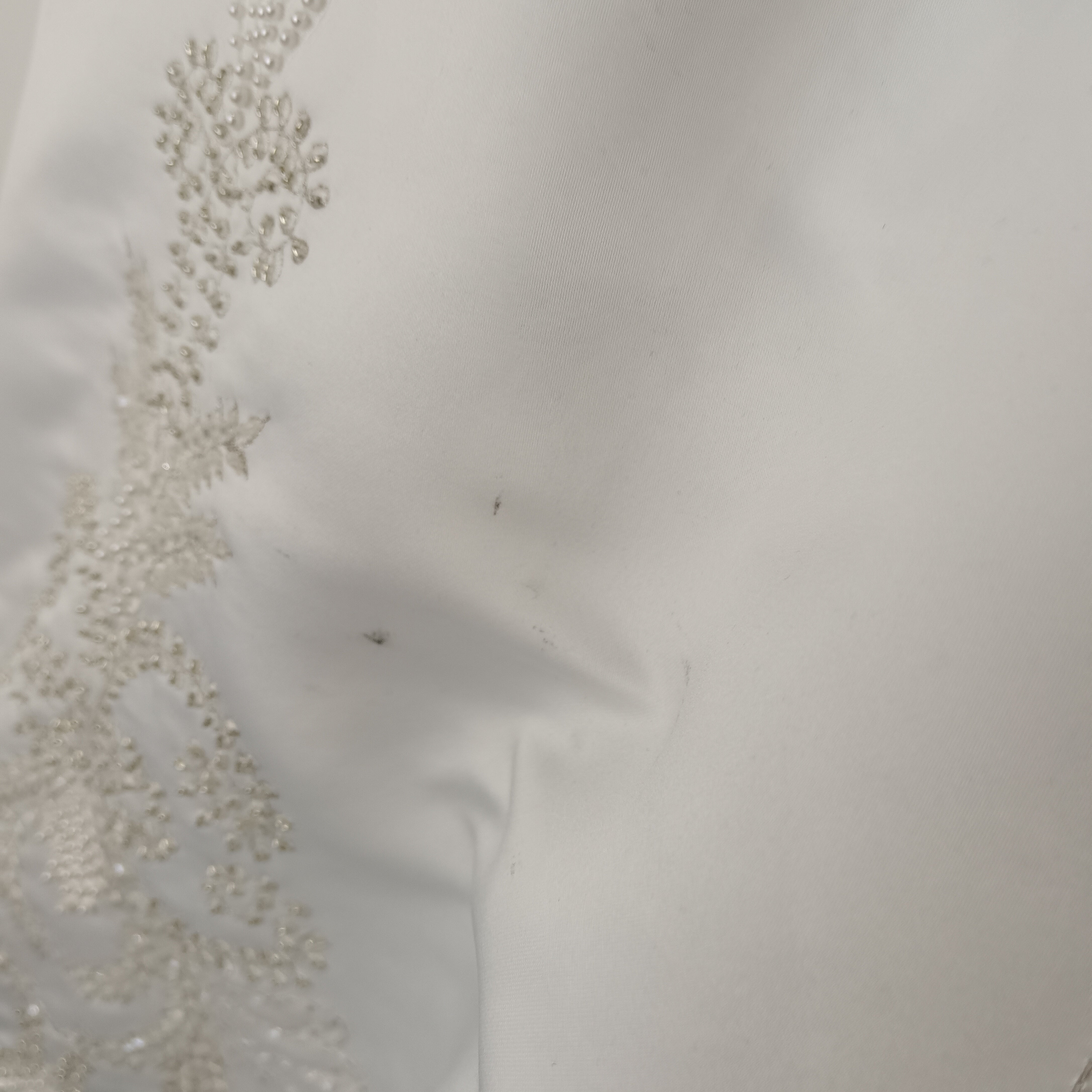 Condition image for Signature Beautiful Embellished White Satin Wedding Dress UK 12  Womenswear | Pre-loved